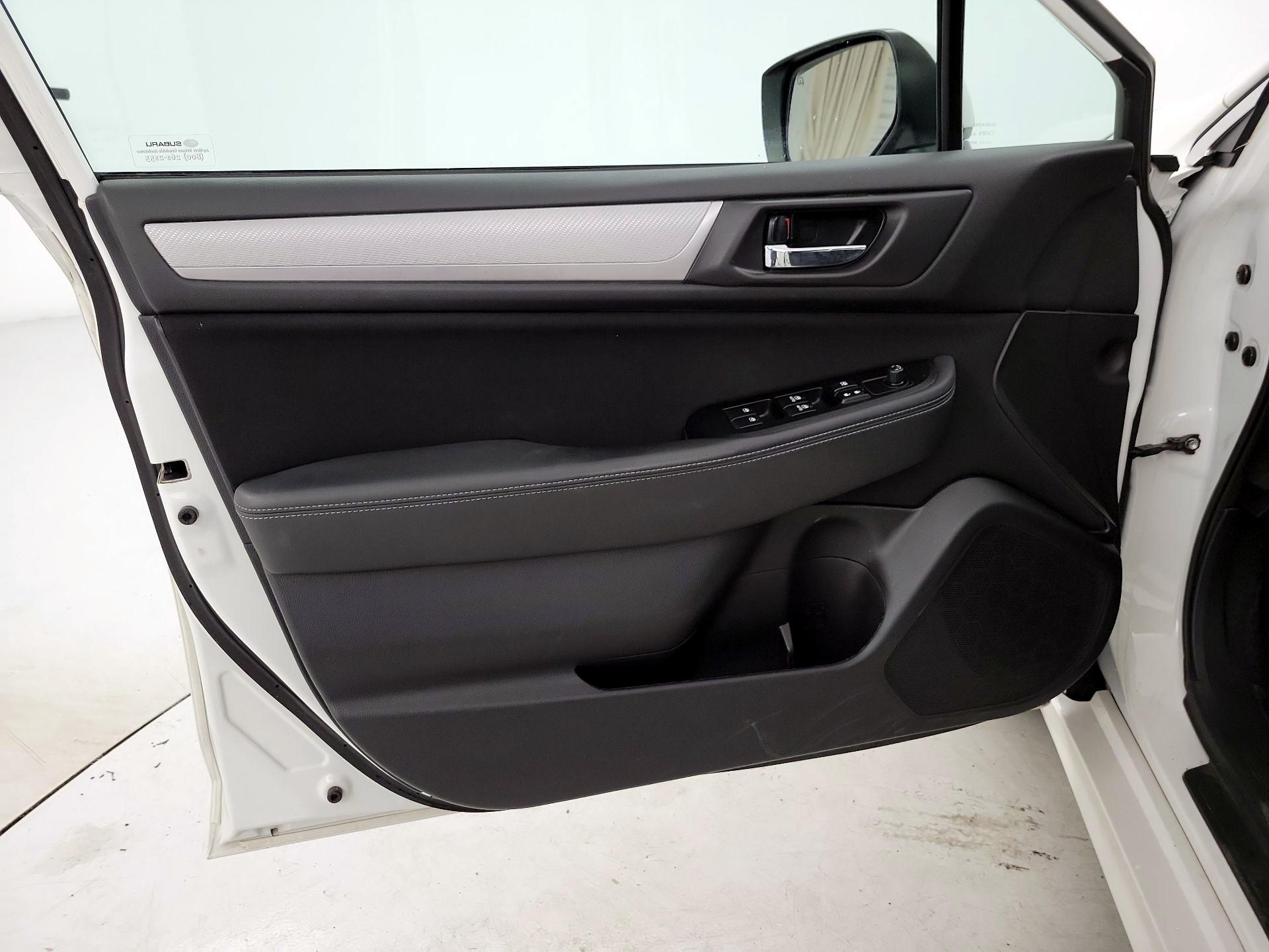 Thumbnail: 2016 Subaru Legacy - 12