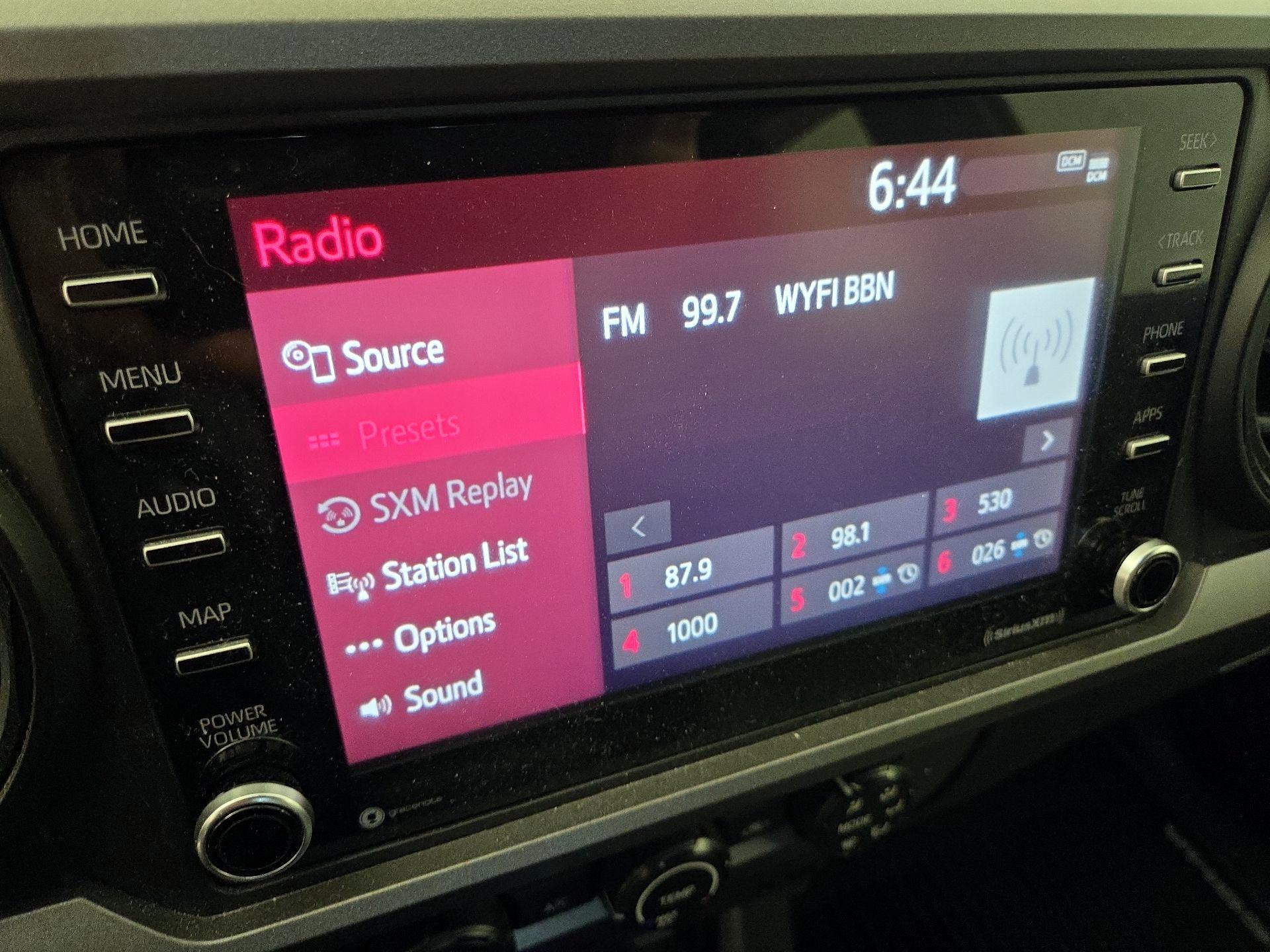 Thumbnail: 2020 Toyota Tacoma - 16