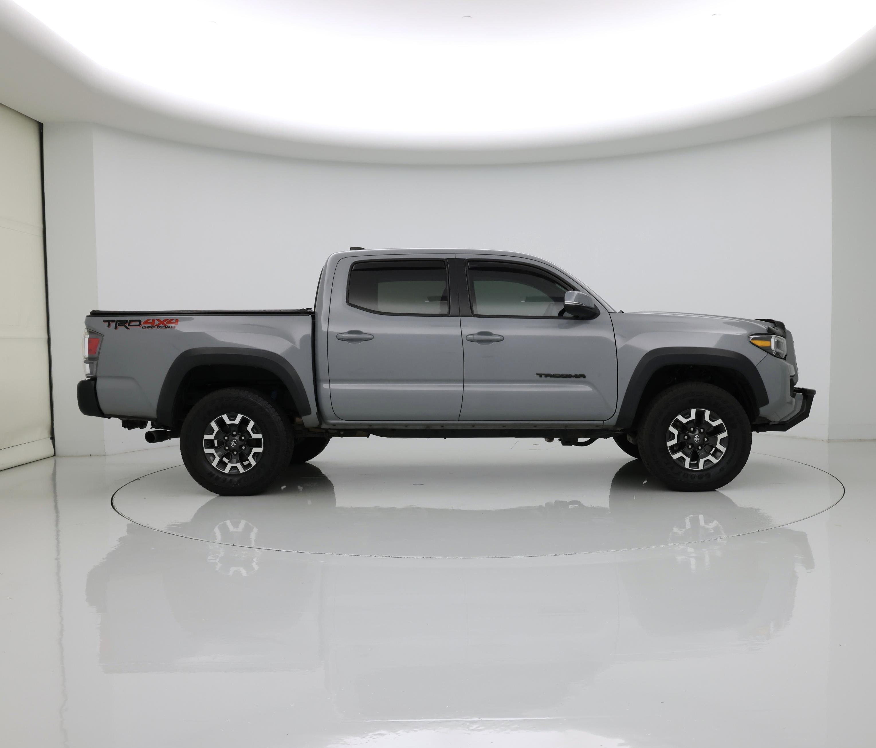 Thumbnail: 2020 Toyota Tacoma - 7