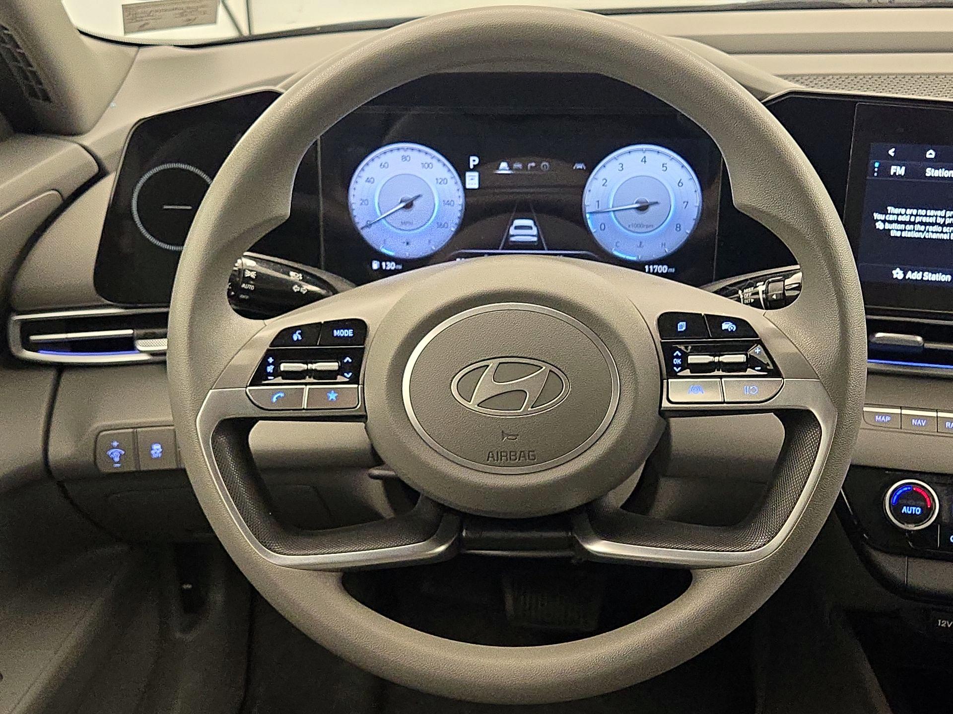 Thumbnail: 2024 Hyundai Elantra - 10