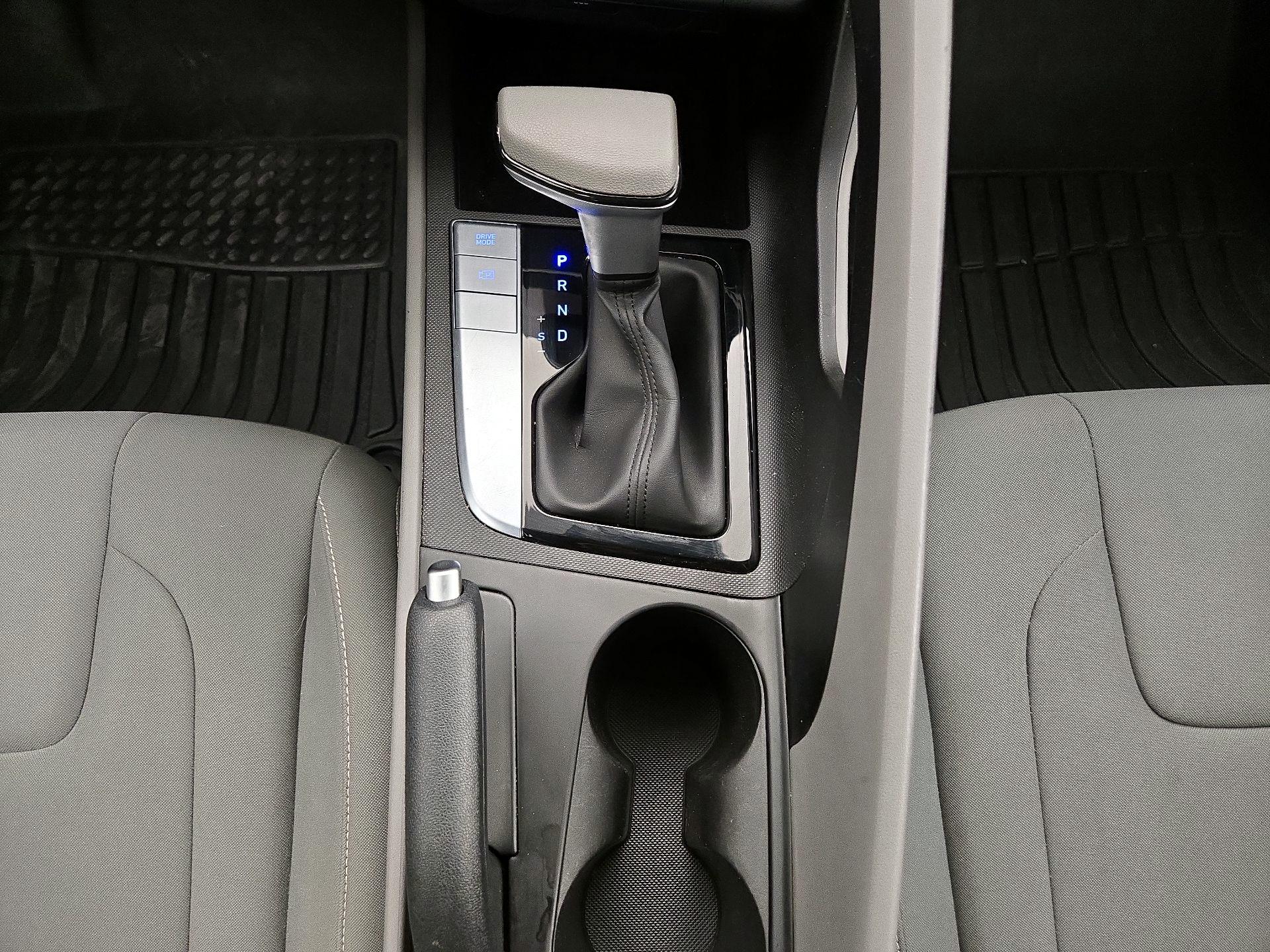 Thumbnail: 2024 Hyundai Elantra - 18