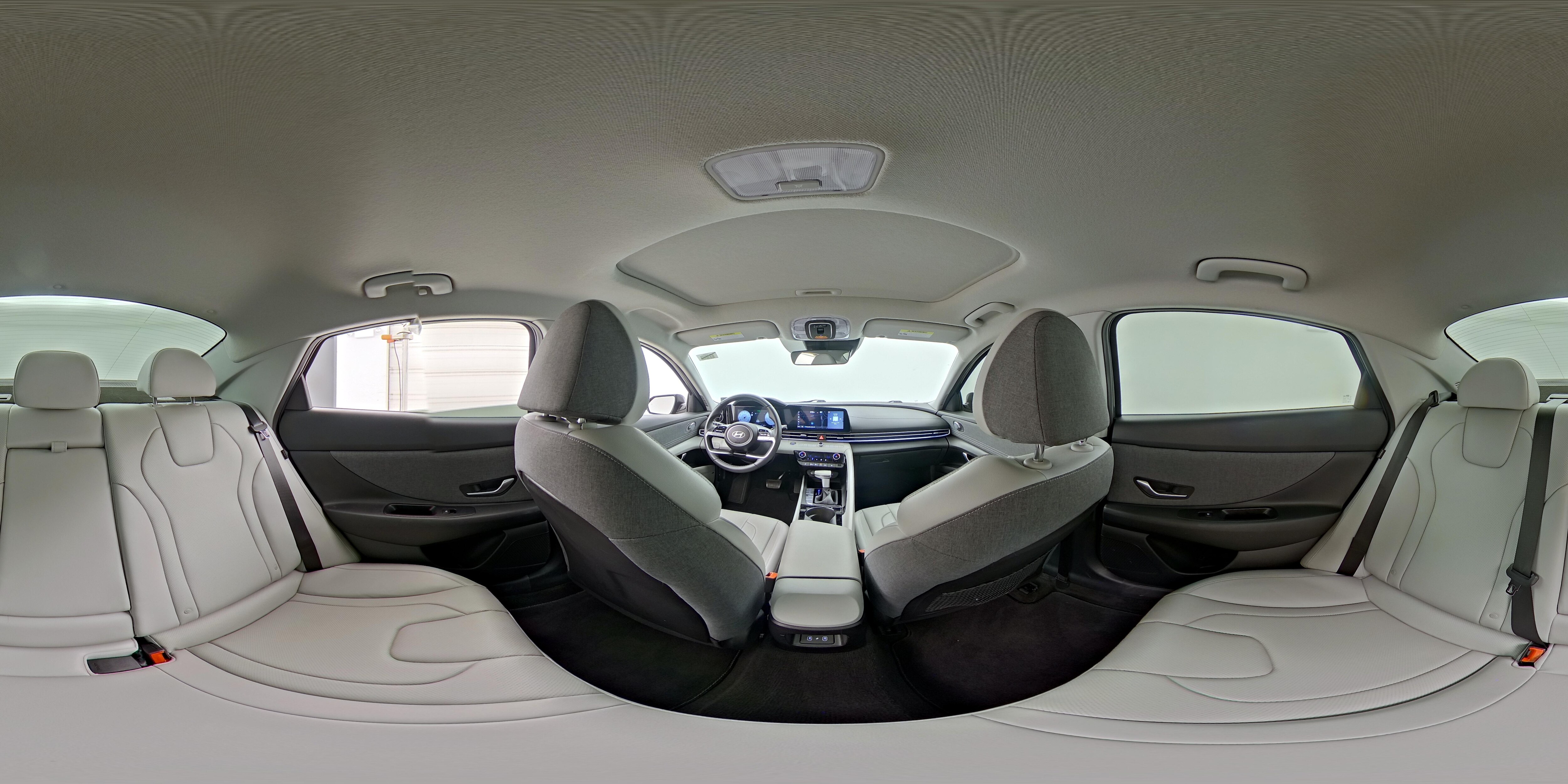 2024 Hyundai Elantra Limited - Photo 28