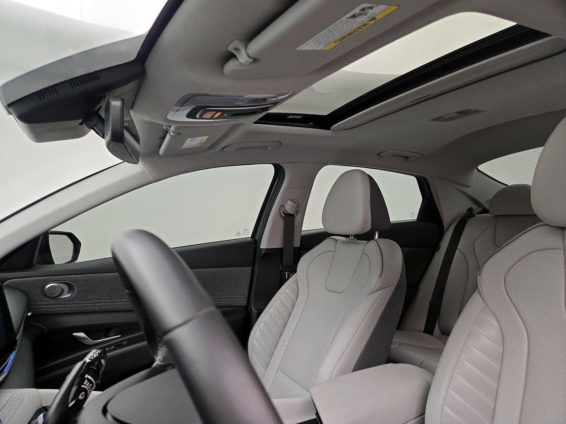 Thumbnail: 2024 Hyundai Elantra - 20