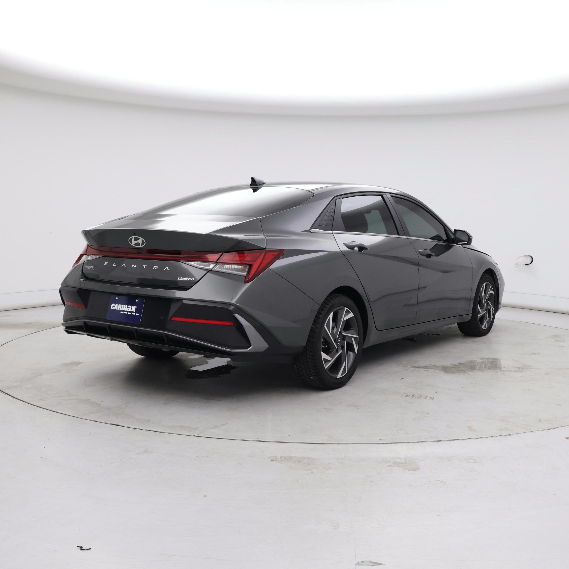 Thumbnail: 2024 Hyundai Elantra - 8
