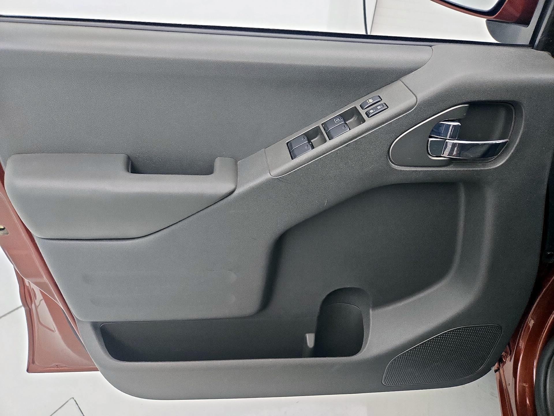 Thumbnail: 2018 Nissan Frontier - 12