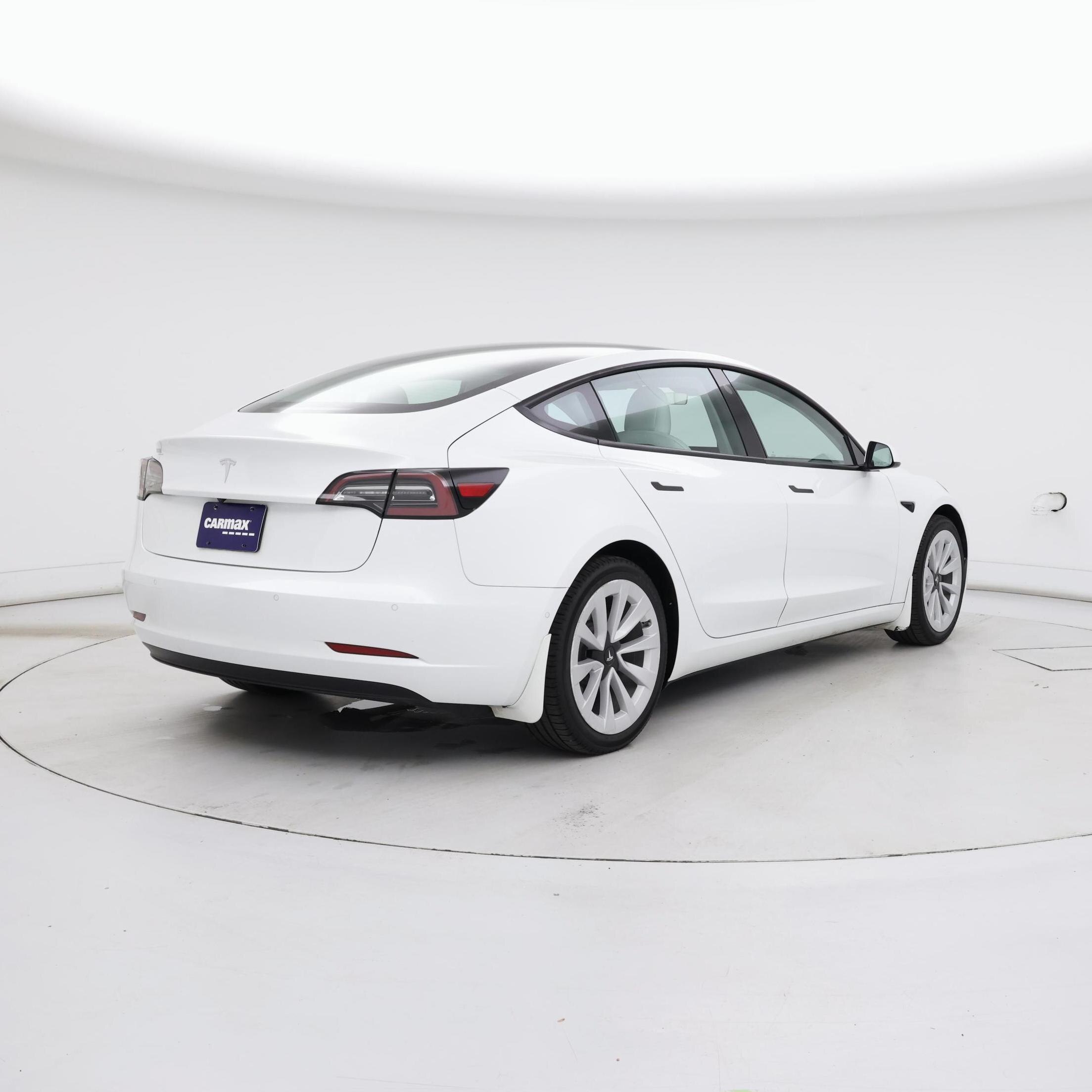 Thumbnail: 2022 Tesla Model 3 - 8