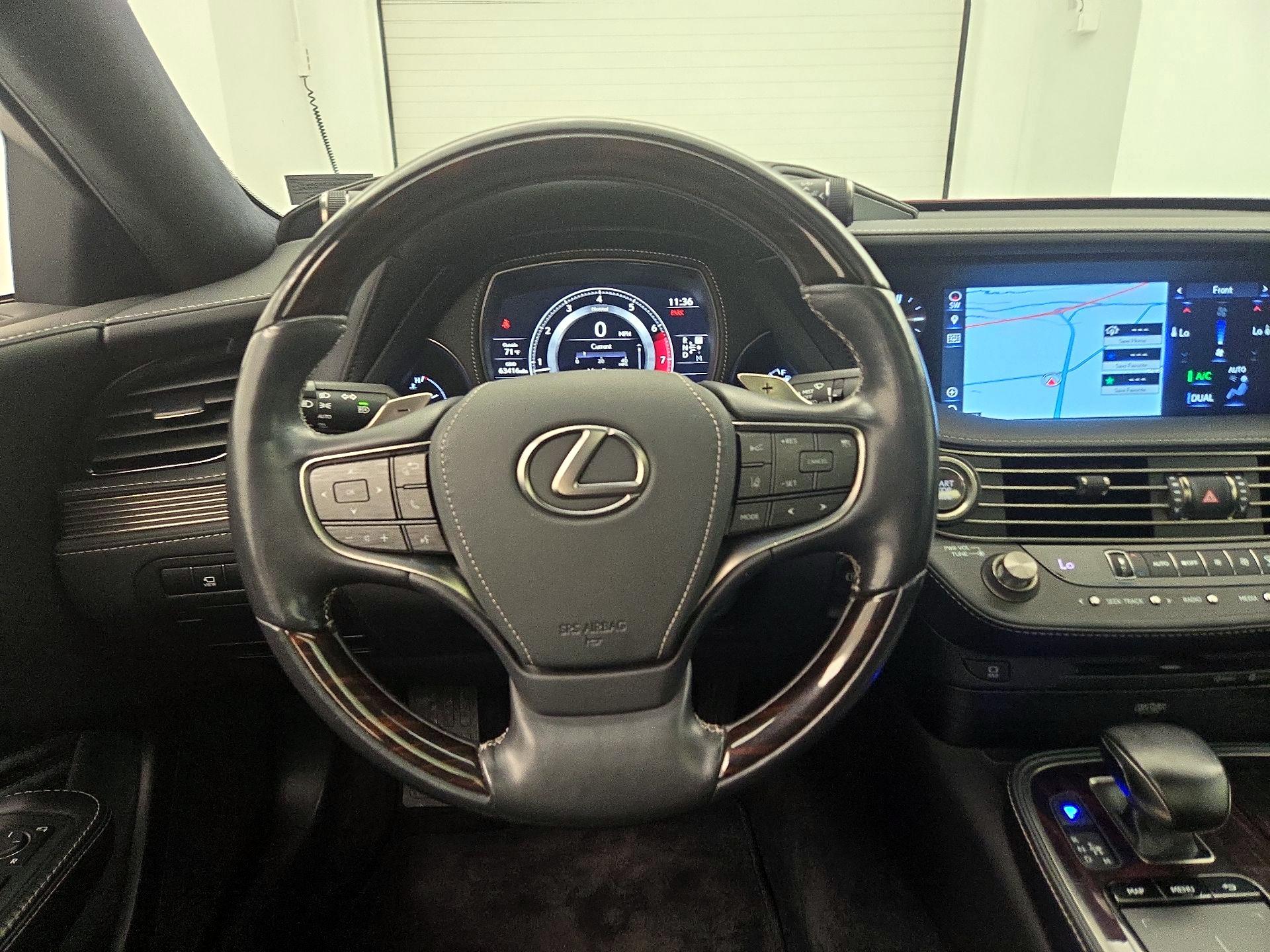 Thumbnail: 2018 Lexus LS - 10