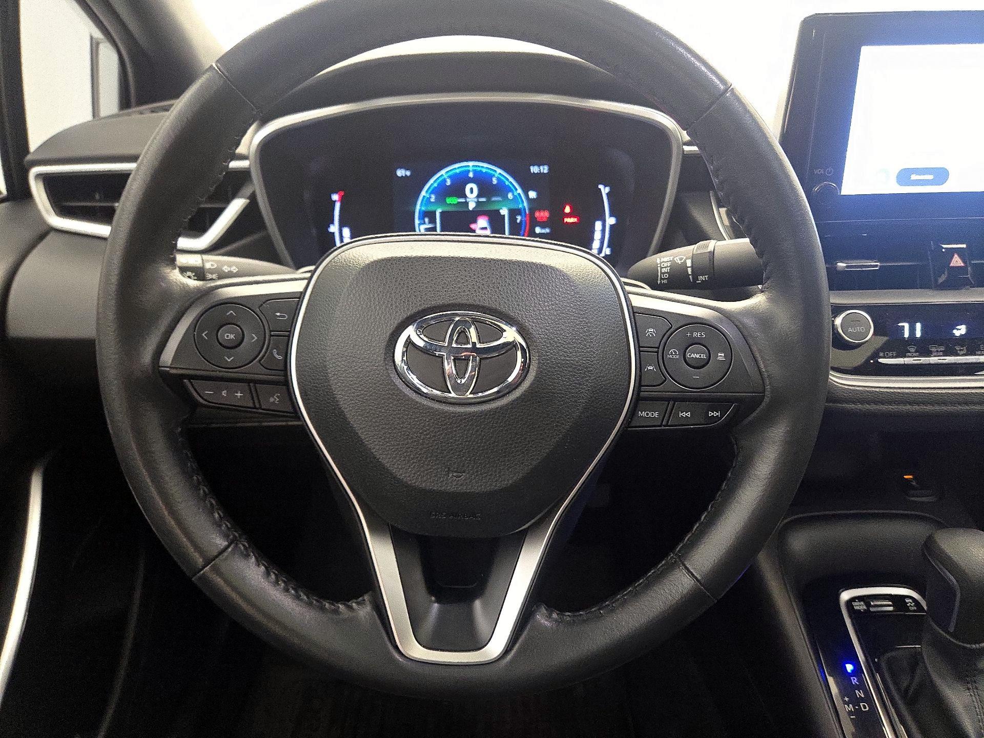 Thumbnail: 2023 Toyota Corolla - 10