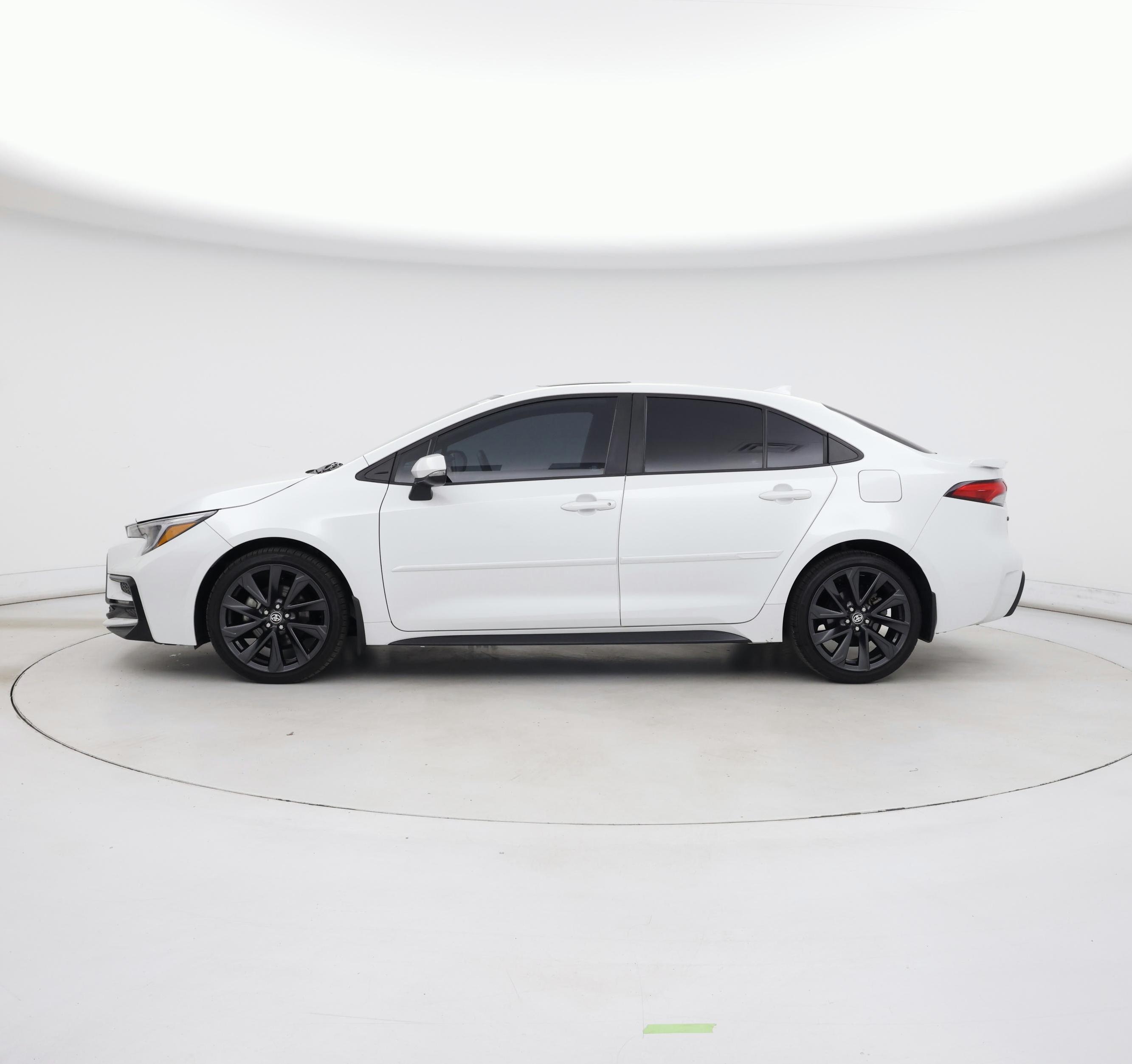 Thumbnail: 2023 Toyota Corolla - 3