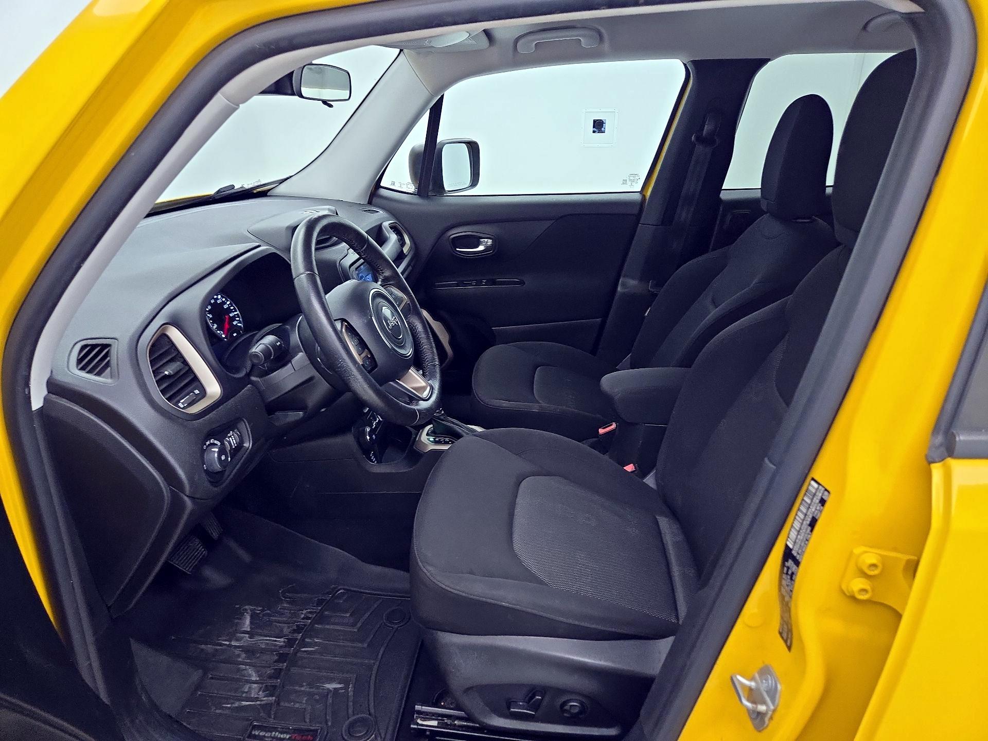 Thumbnail: 2015 Jeep Renegade - 11