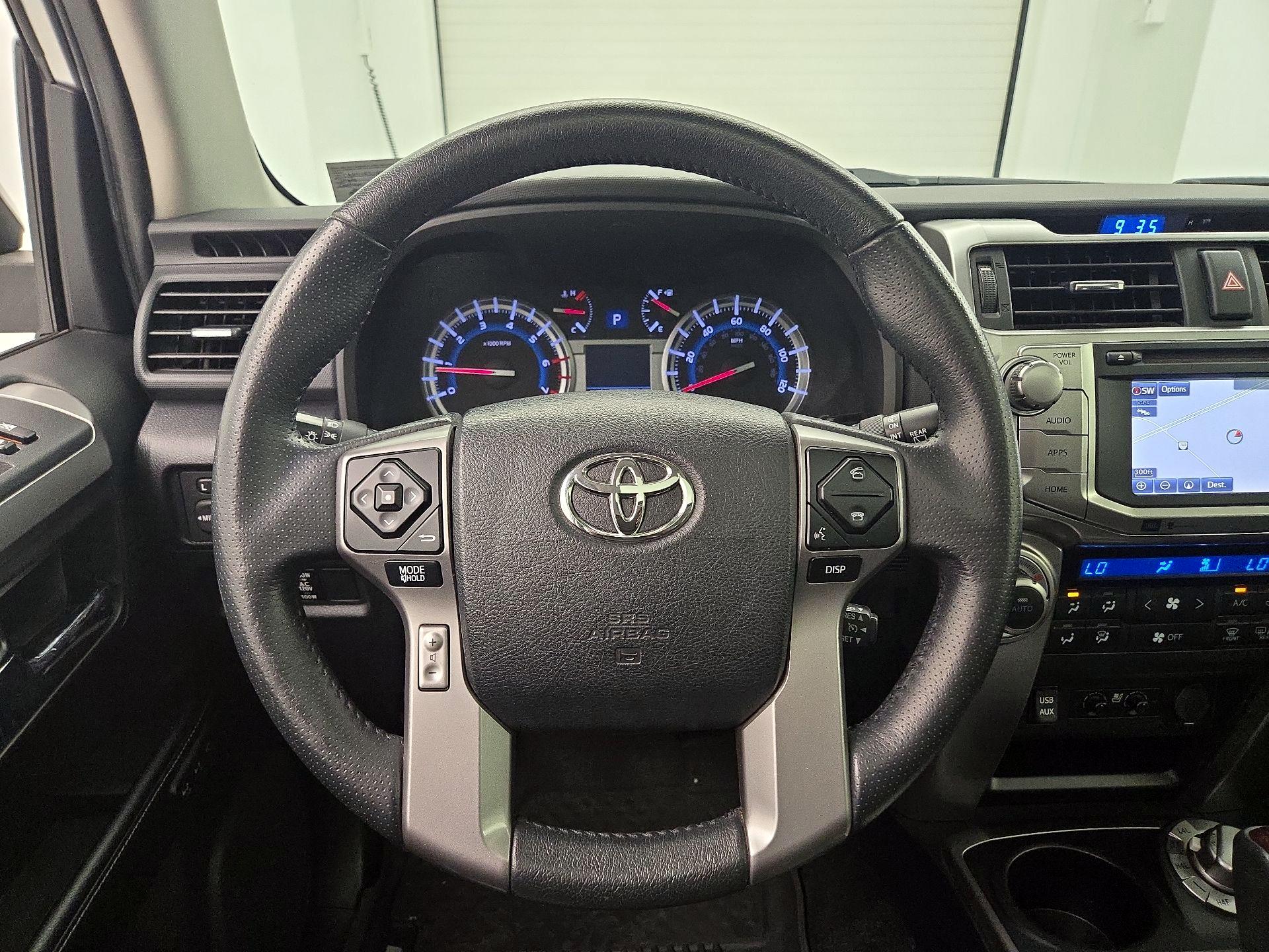 Thumbnail: 2018 Toyota 4Runner - 10