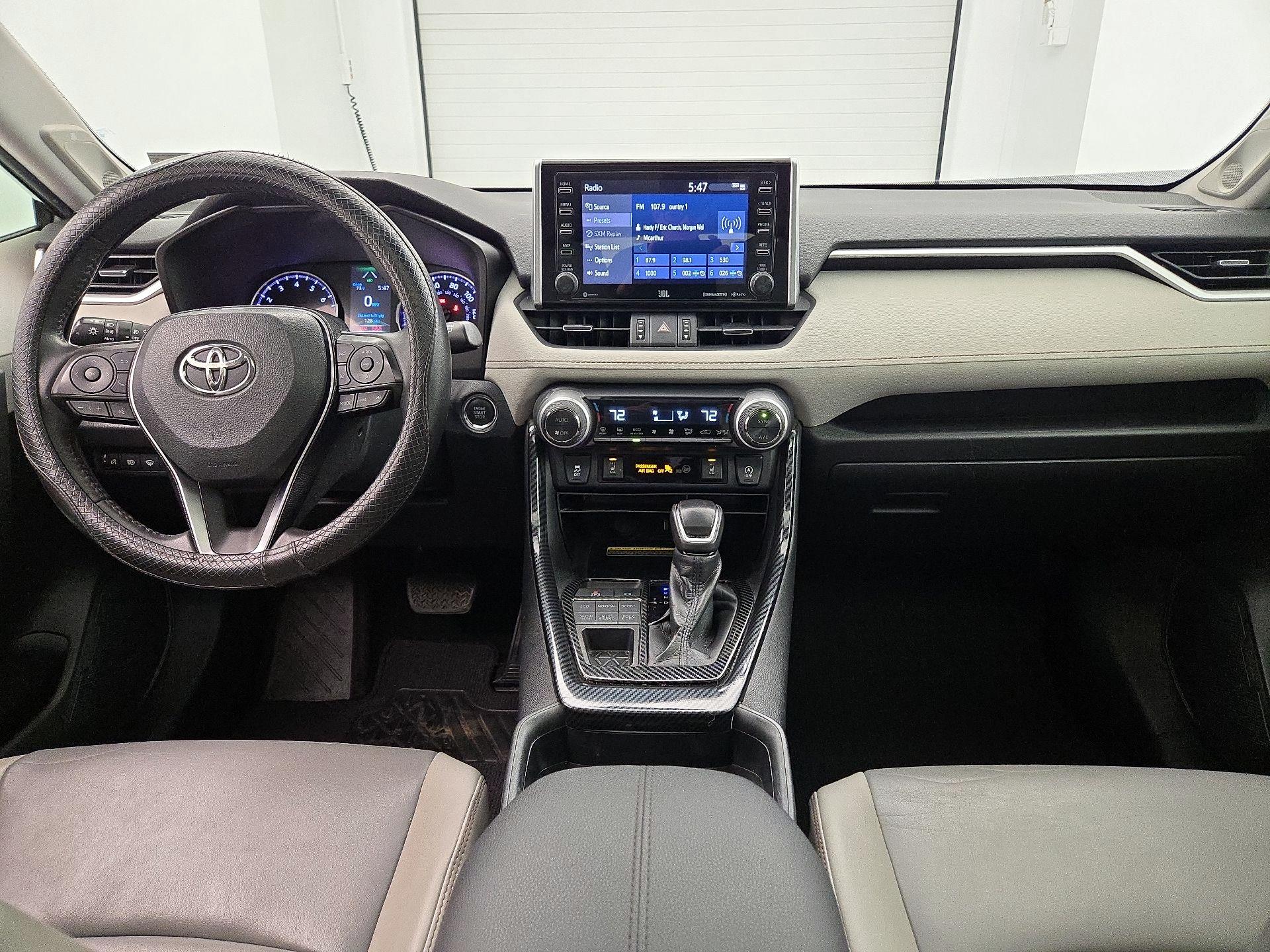 Thumbnail: 2020 Toyota RAV4 - 9