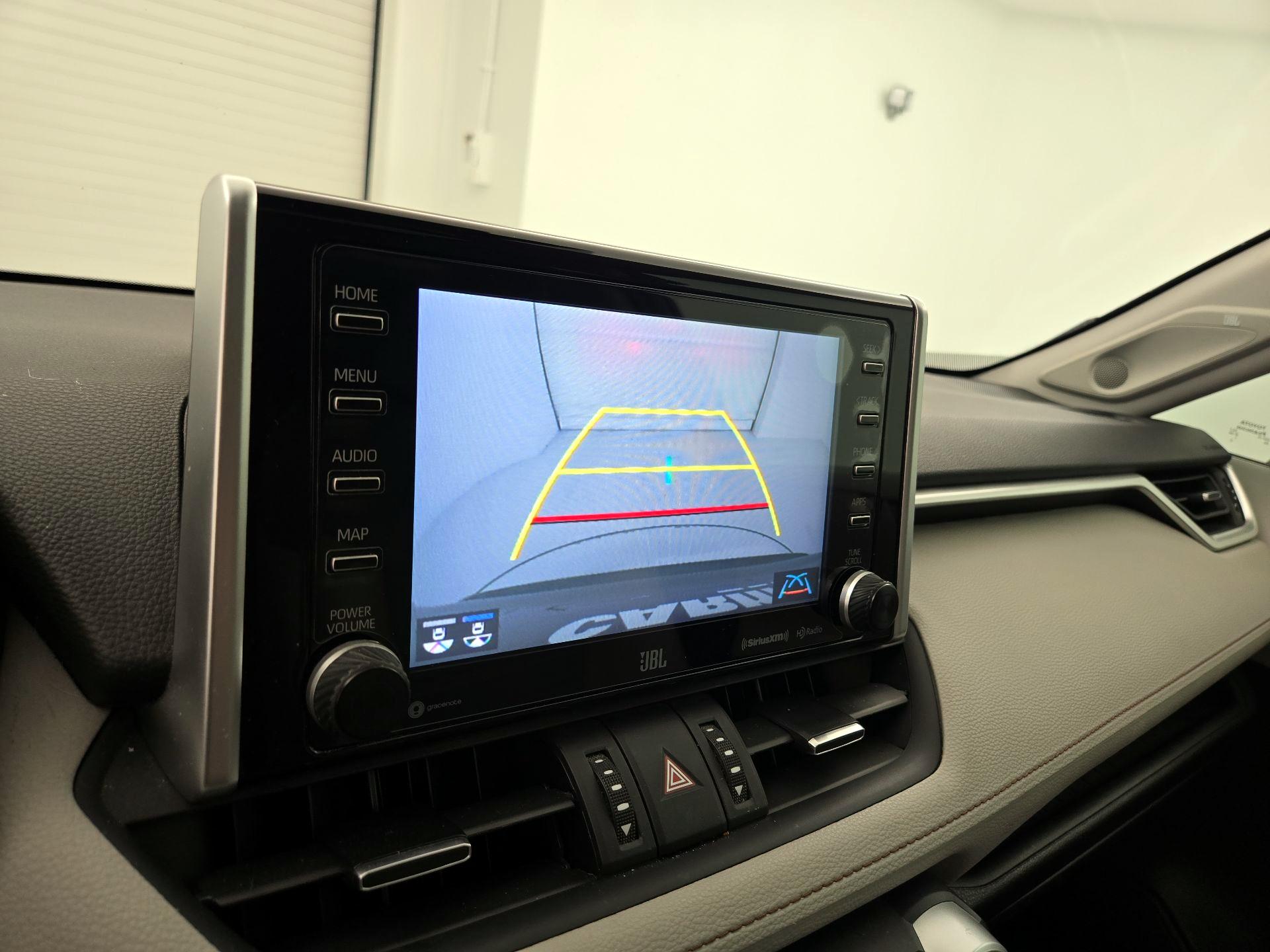 Thumbnail: 2020 Toyota RAV4 - 14