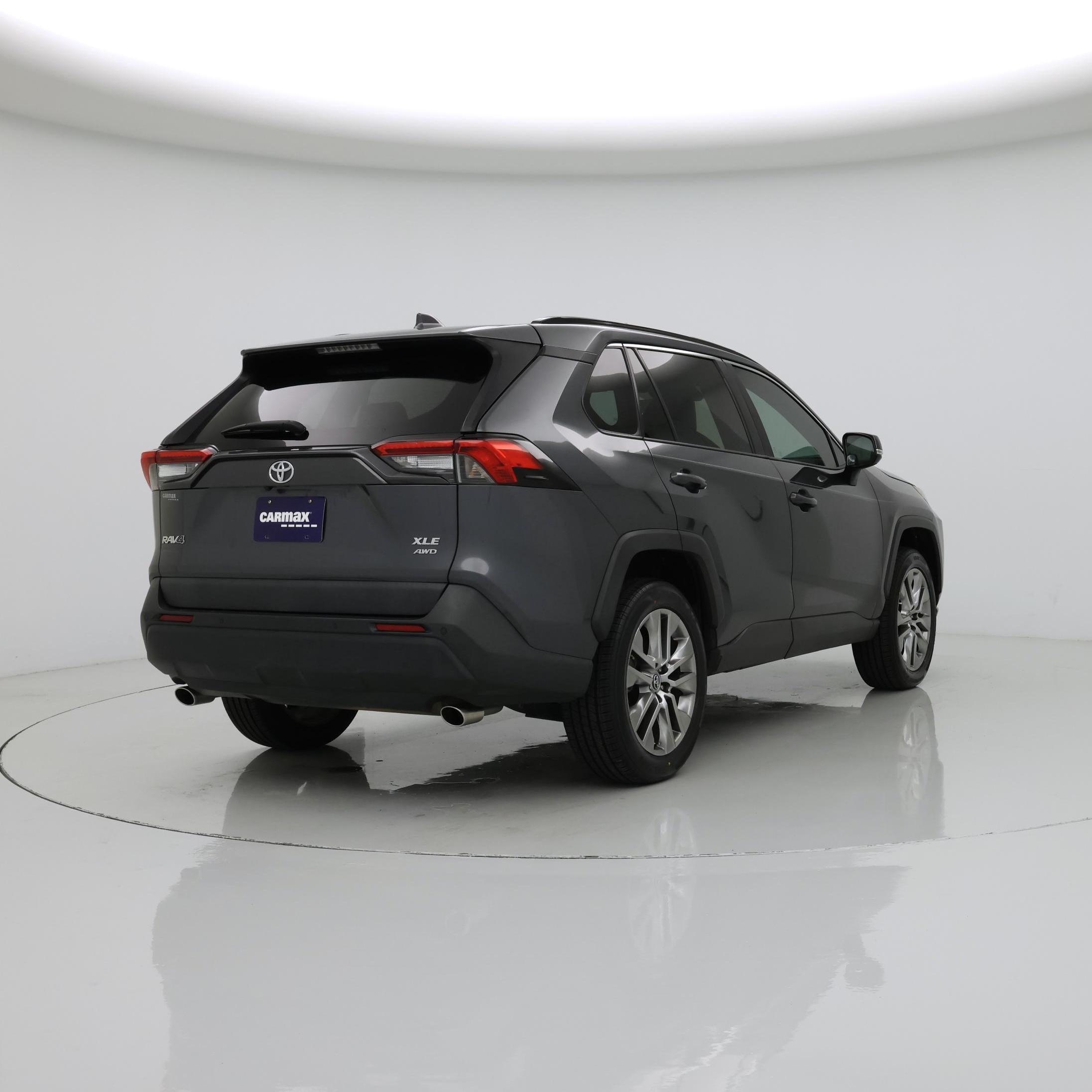 Thumbnail: 2020 Toyota RAV4 - 8