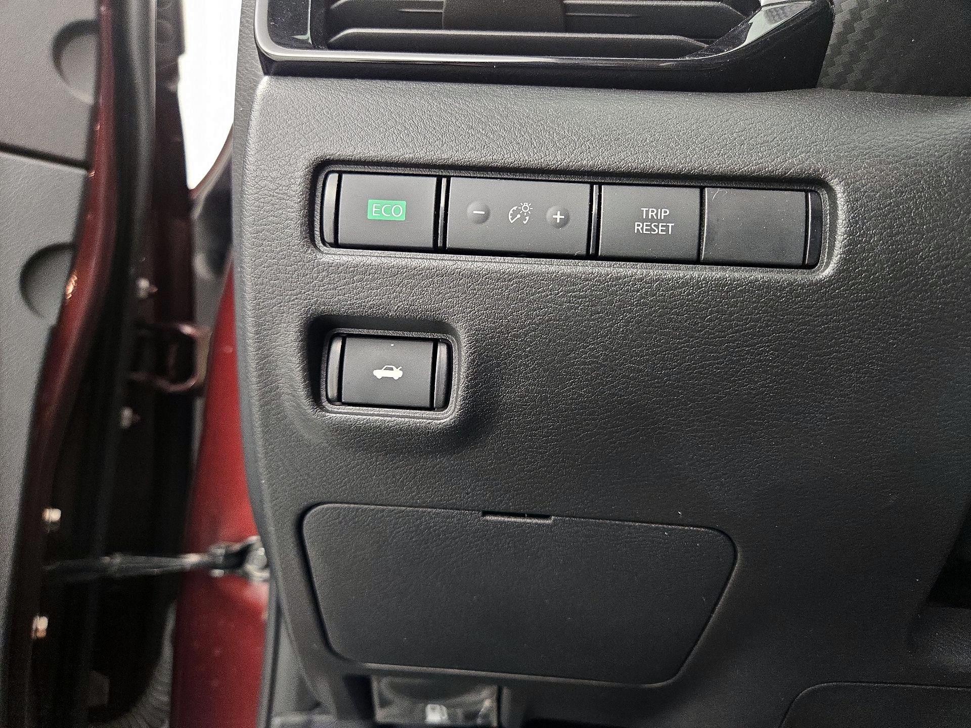 Thumbnail: 2023 Nissan Sentra - 13