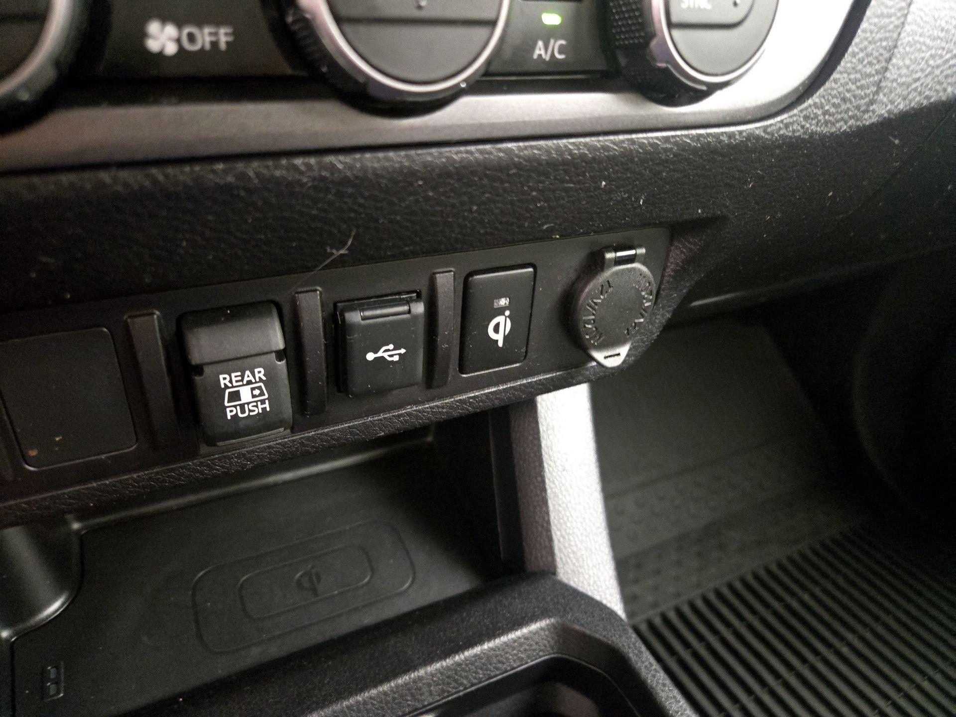 Thumbnail: 2023 Toyota Tacoma - 18