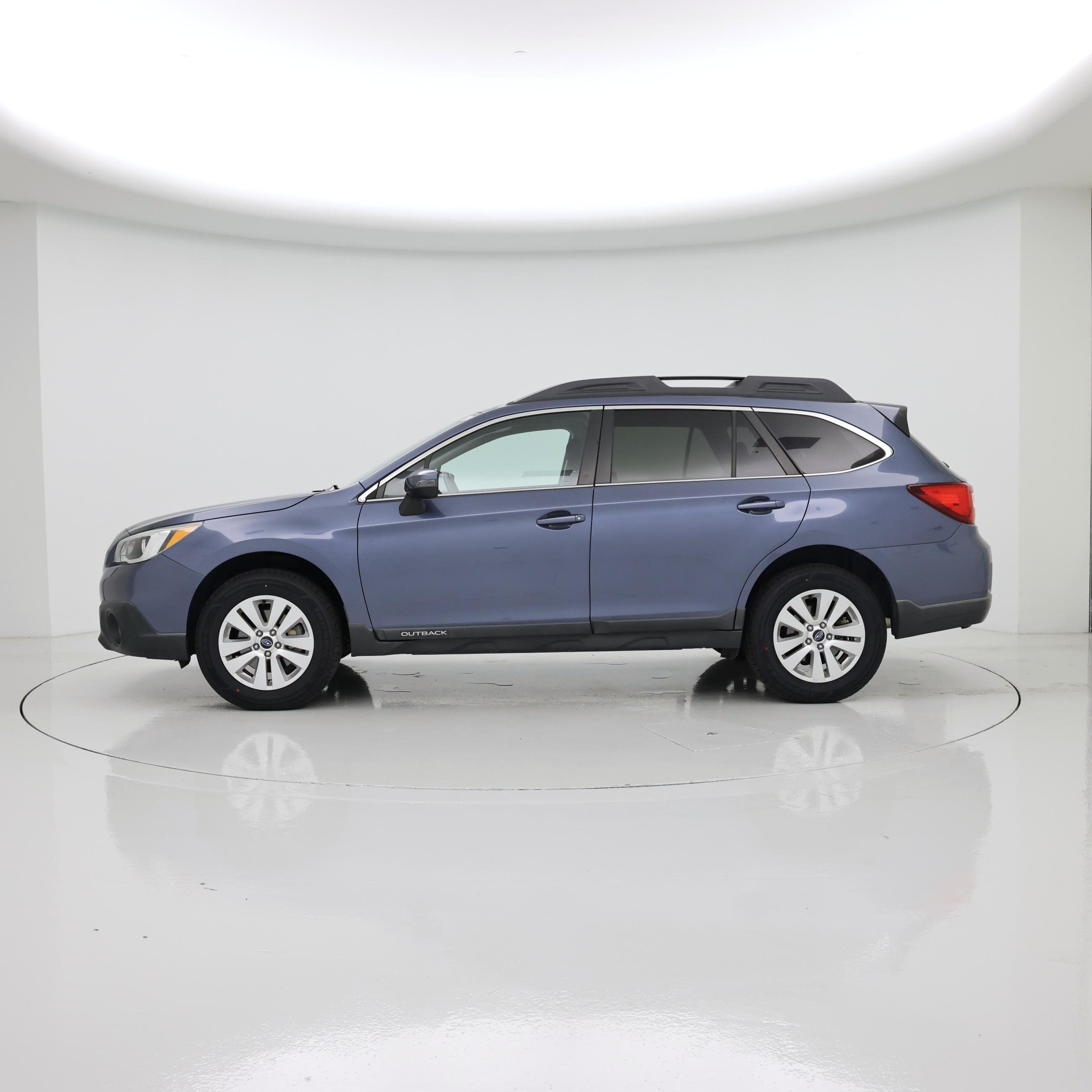 Thumbnail: 2016 Subaru Outback - 3