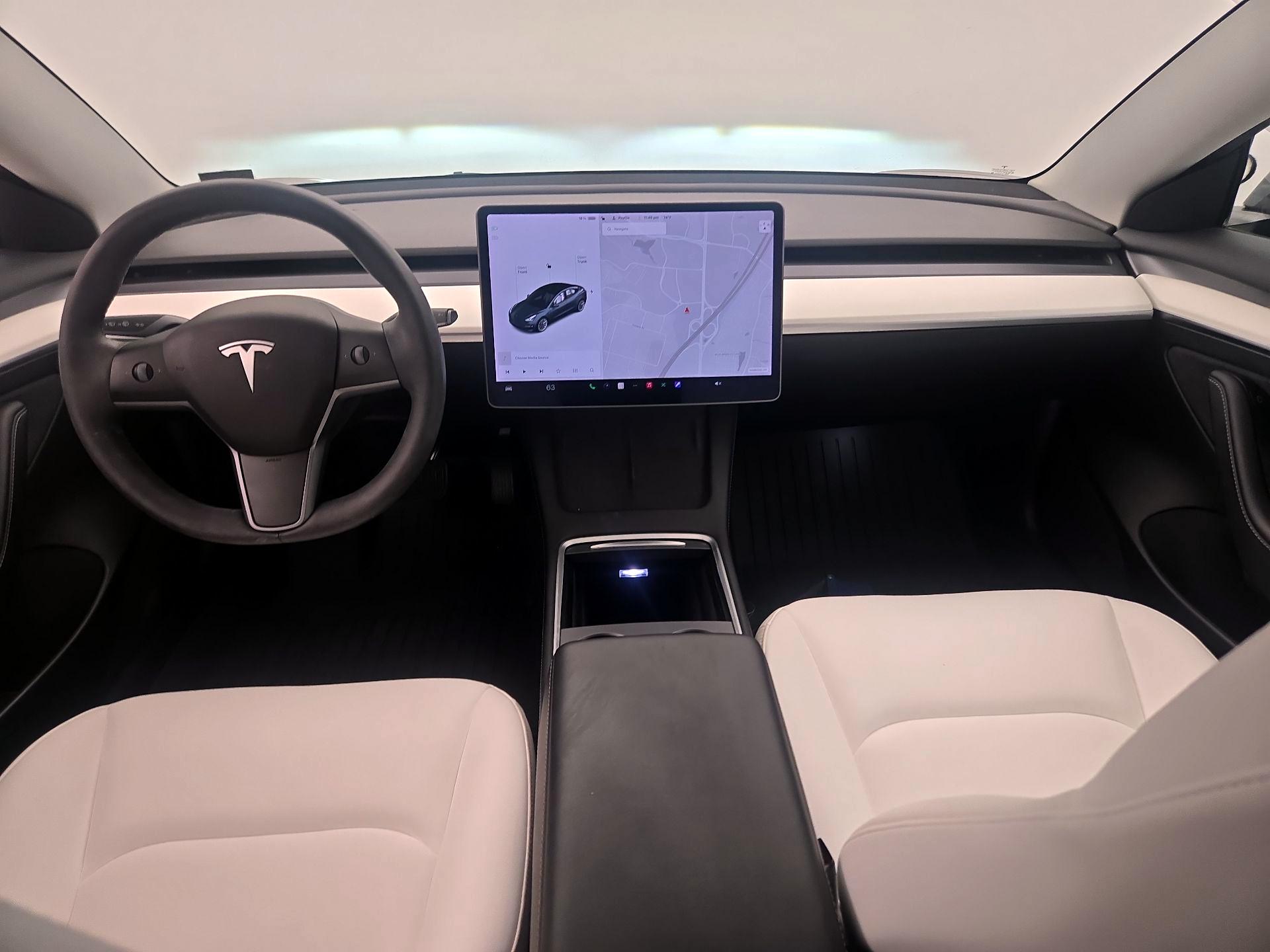 Thumbnail: 2022 Tesla Model 3 - 9