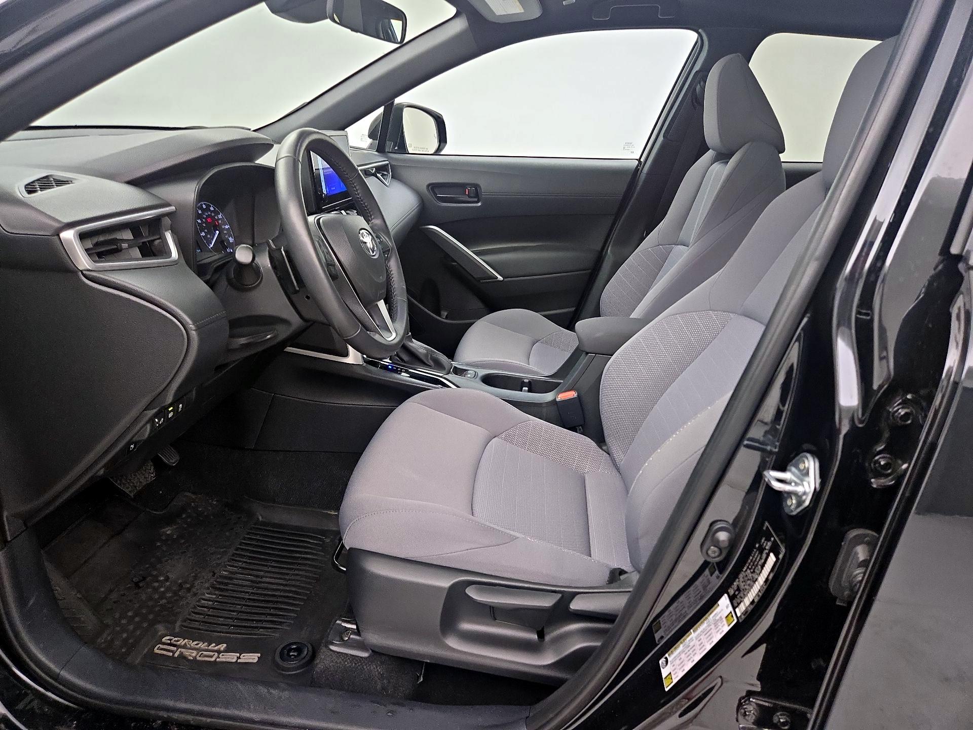 Thumbnail: 2024 Toyota Corolla Cross - 11