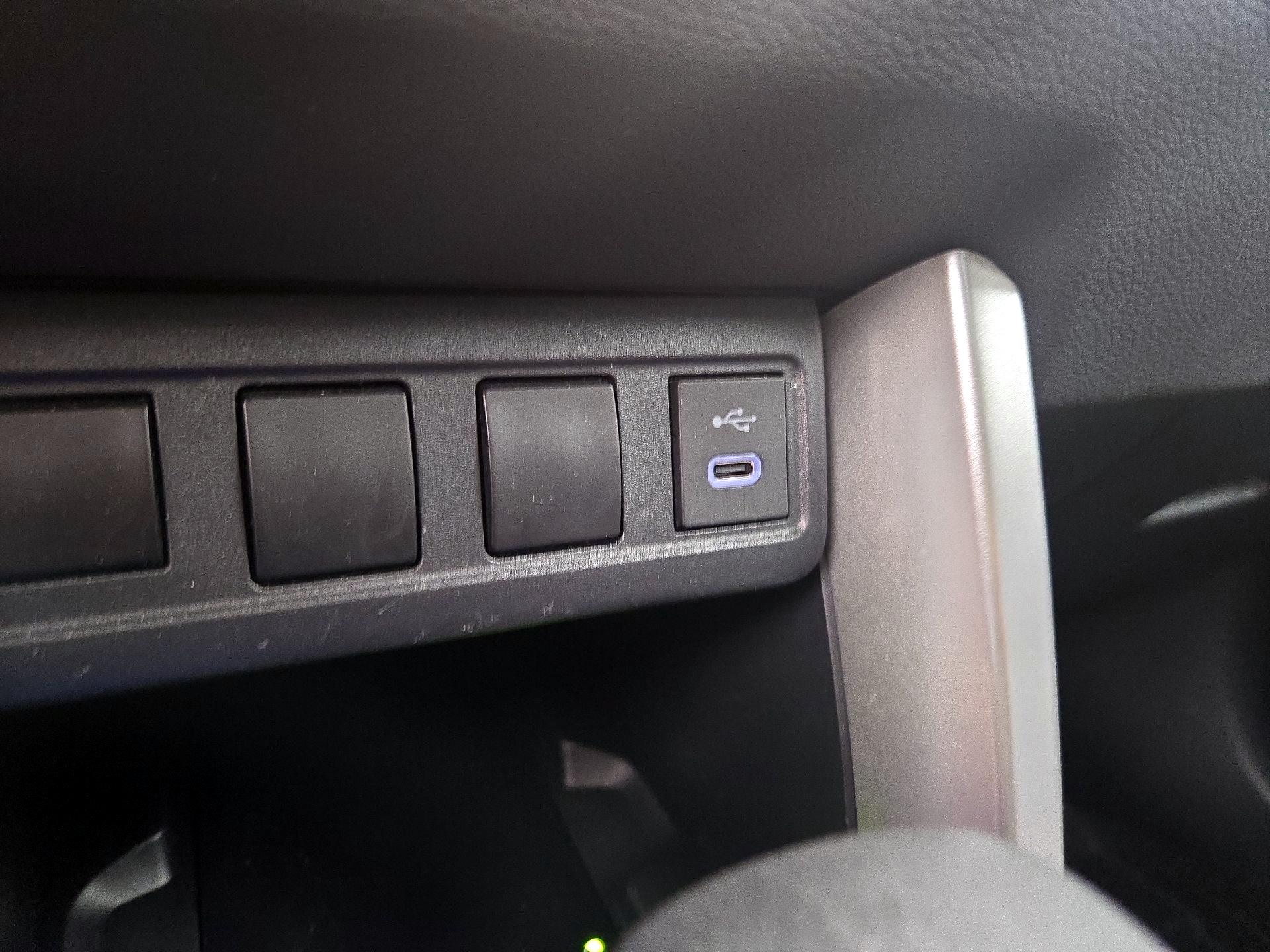 Thumbnail: 2024 Toyota Corolla Cross - 19