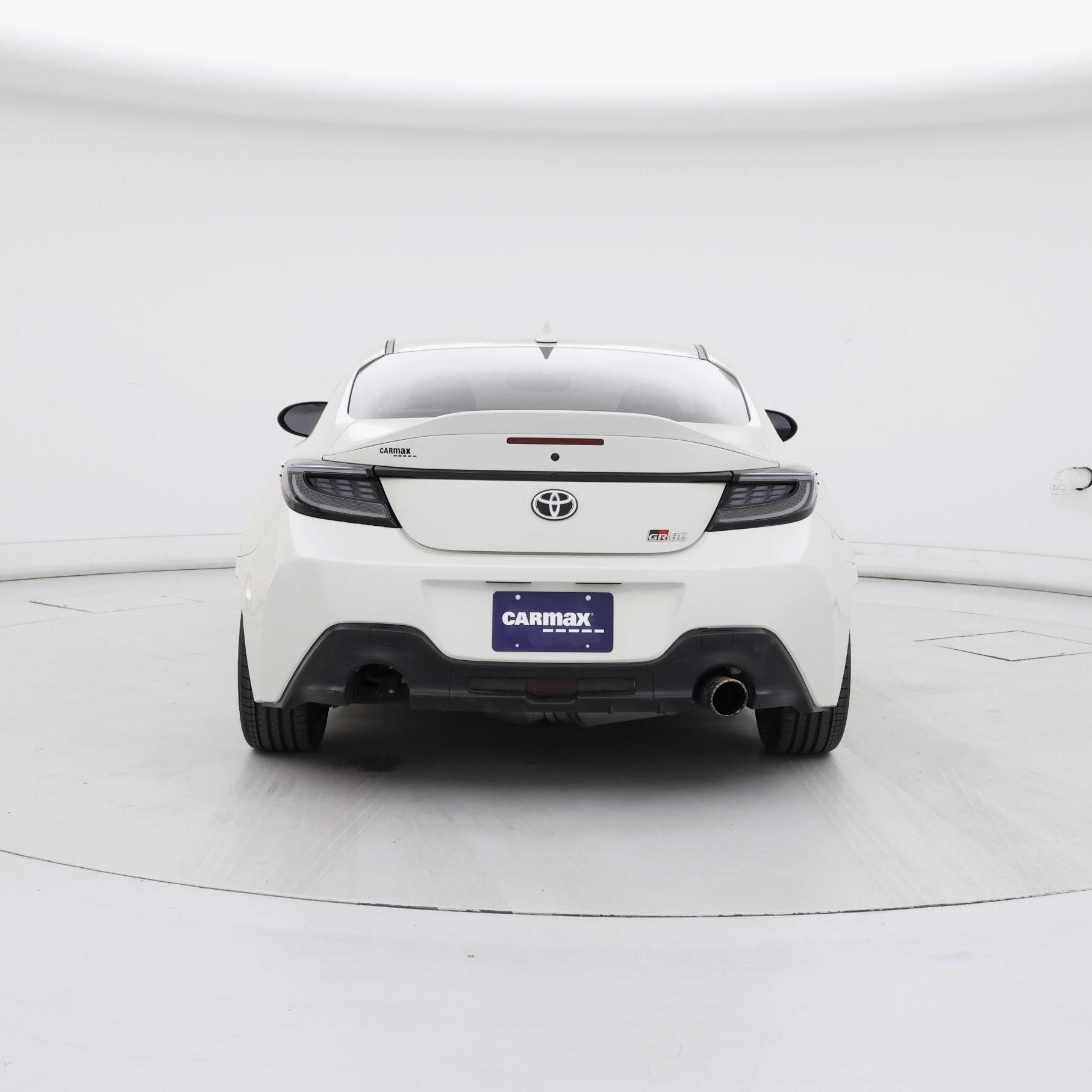 Thumbnail: 2023 Toyota GR86 - 6