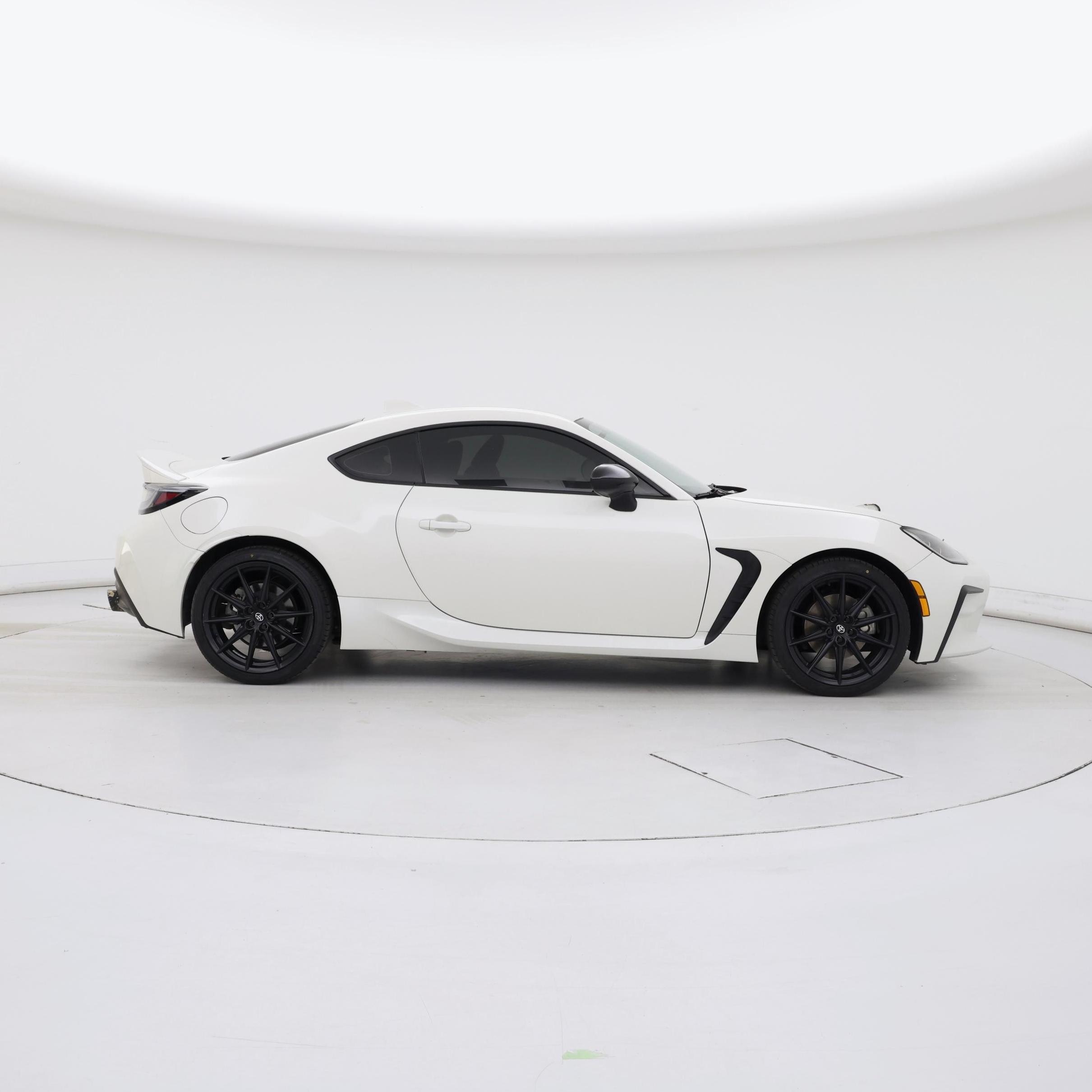 Thumbnail: 2023 Toyota GR86 - 7