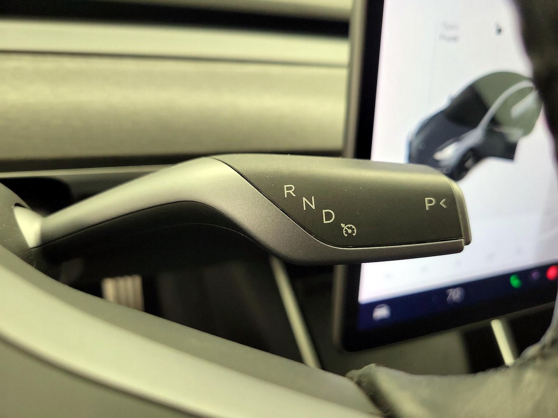 Thumbnail: 2019 Tesla Model 3 - 17