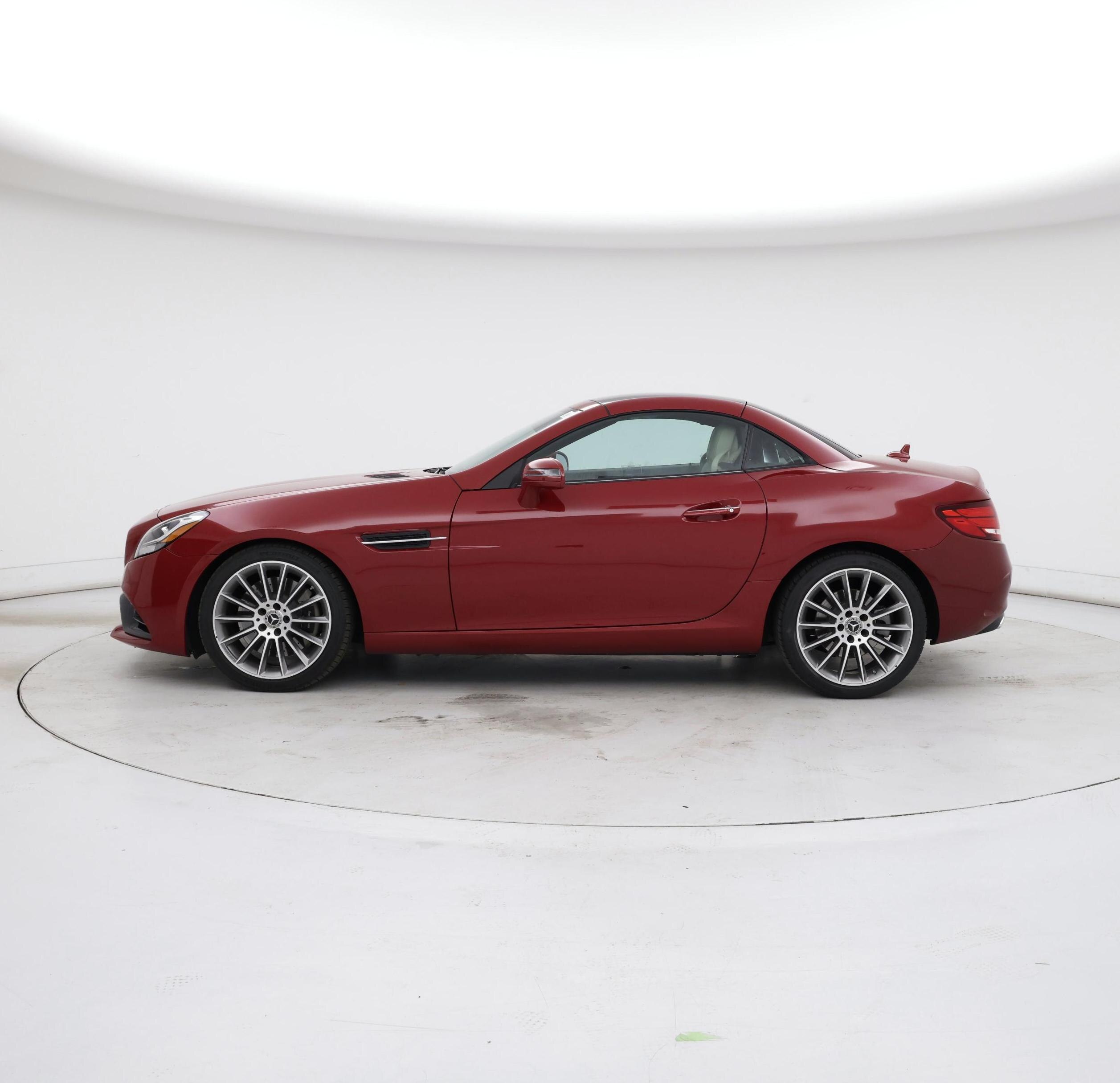 Thumbnail: 2020 Mercedes-Benz SLC - 3