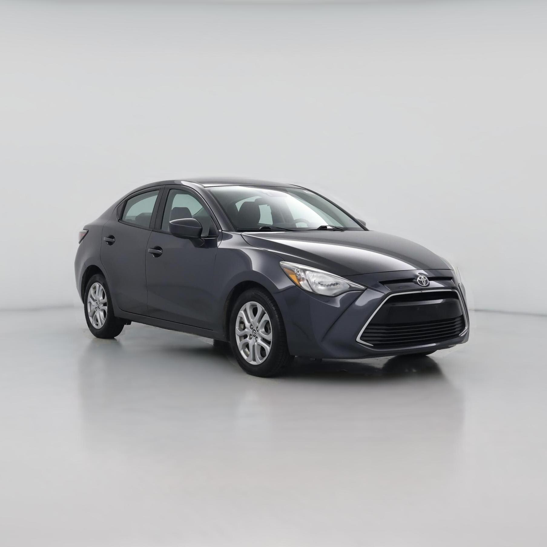 Thumbnail: 2018 Toyota Yaris iA - 1