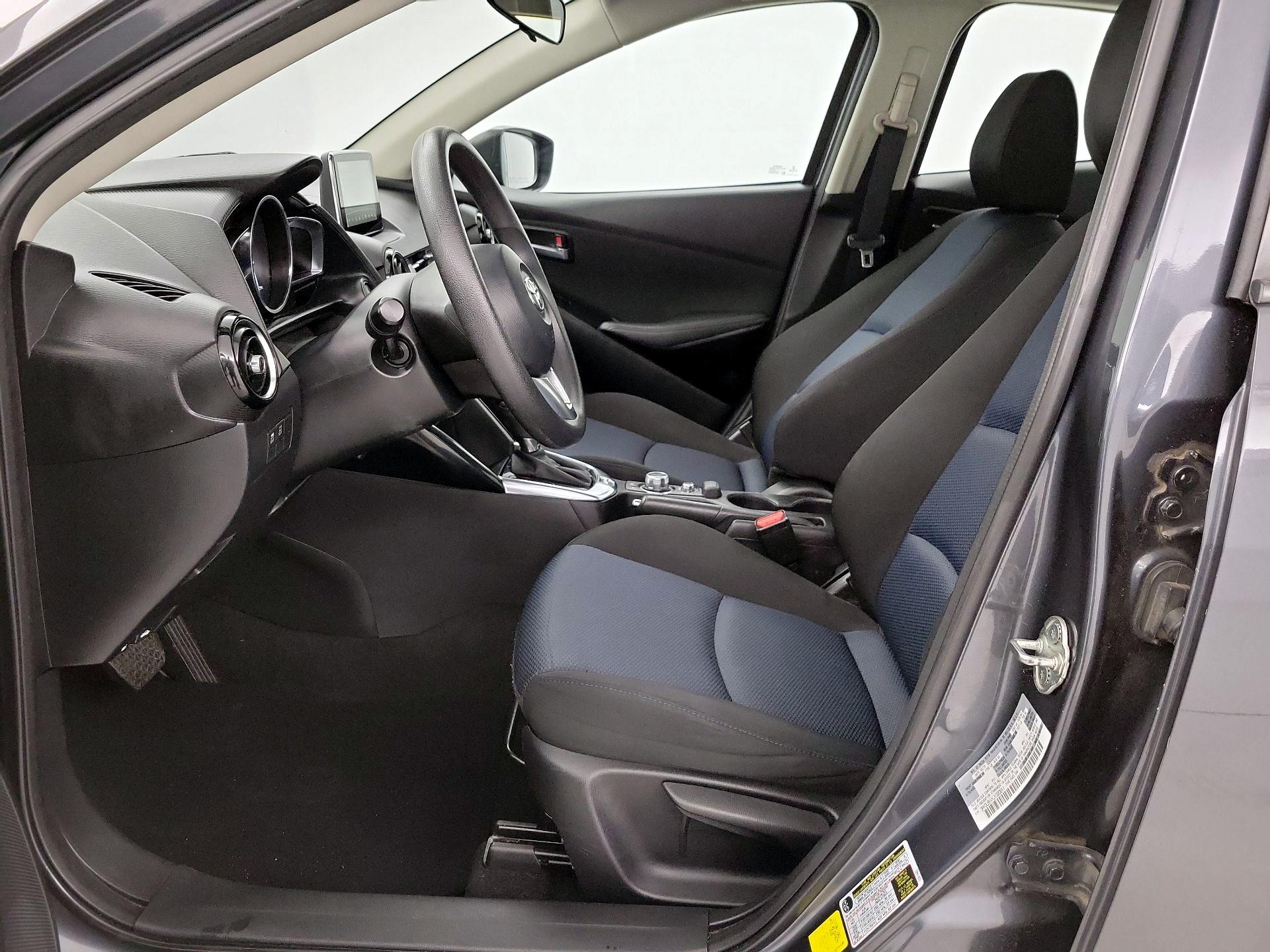 Thumbnail: 2018 Toyota Yaris iA - 11