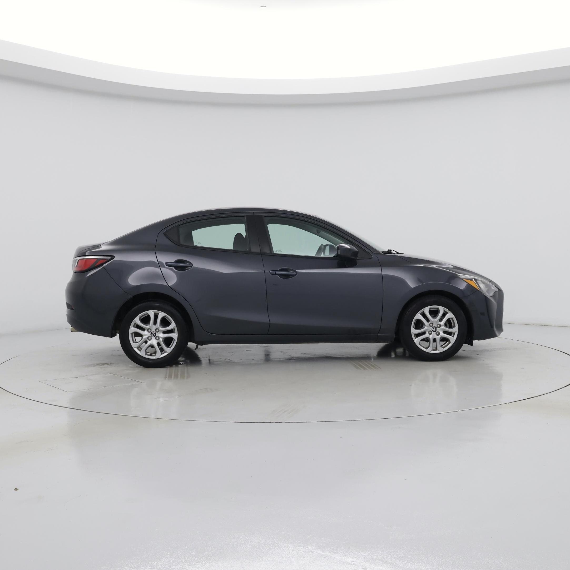 Thumbnail: 2018 Toyota Yaris iA - 7
