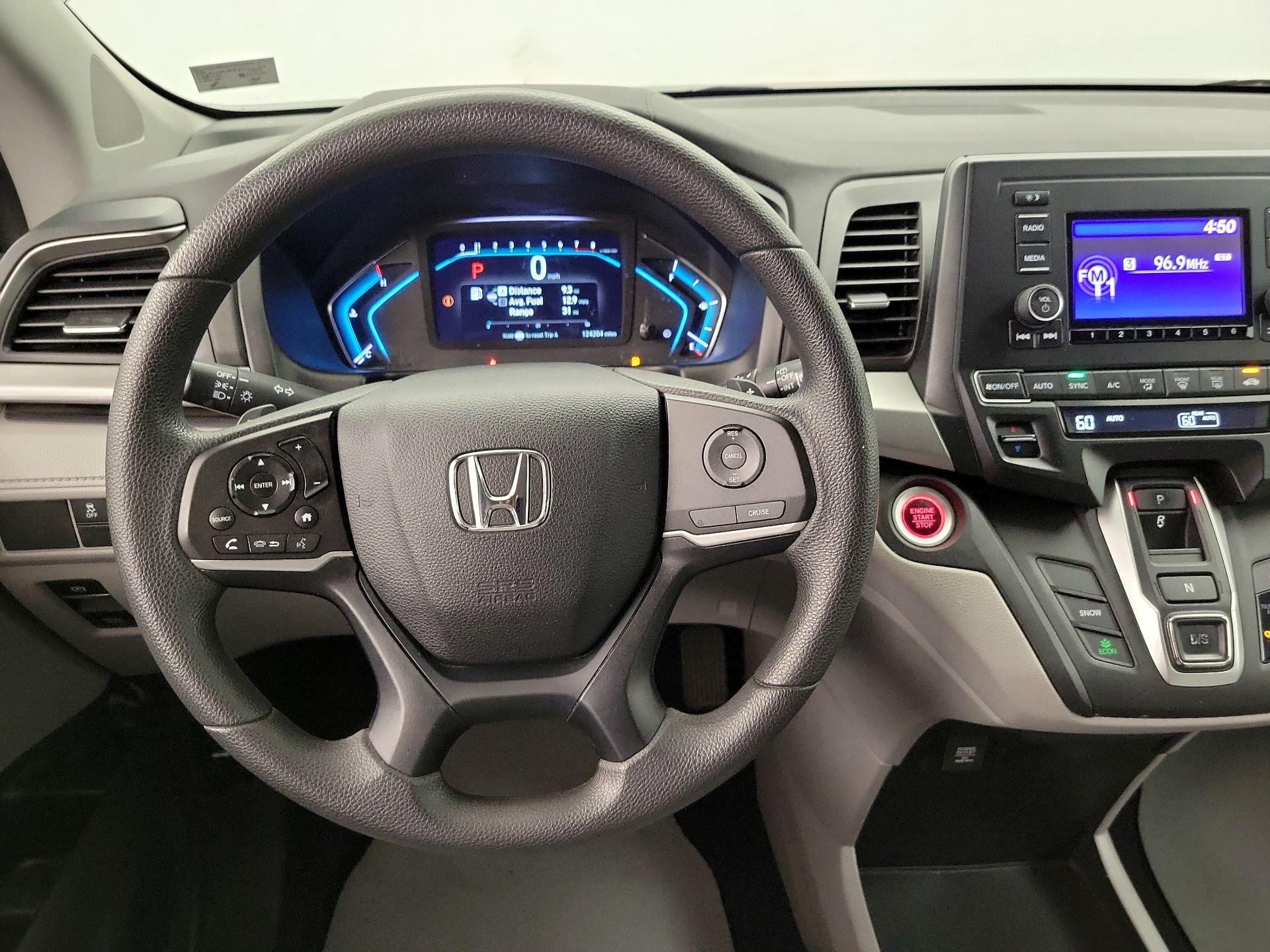 Thumbnail: 2019 Honda Odyssey - 10