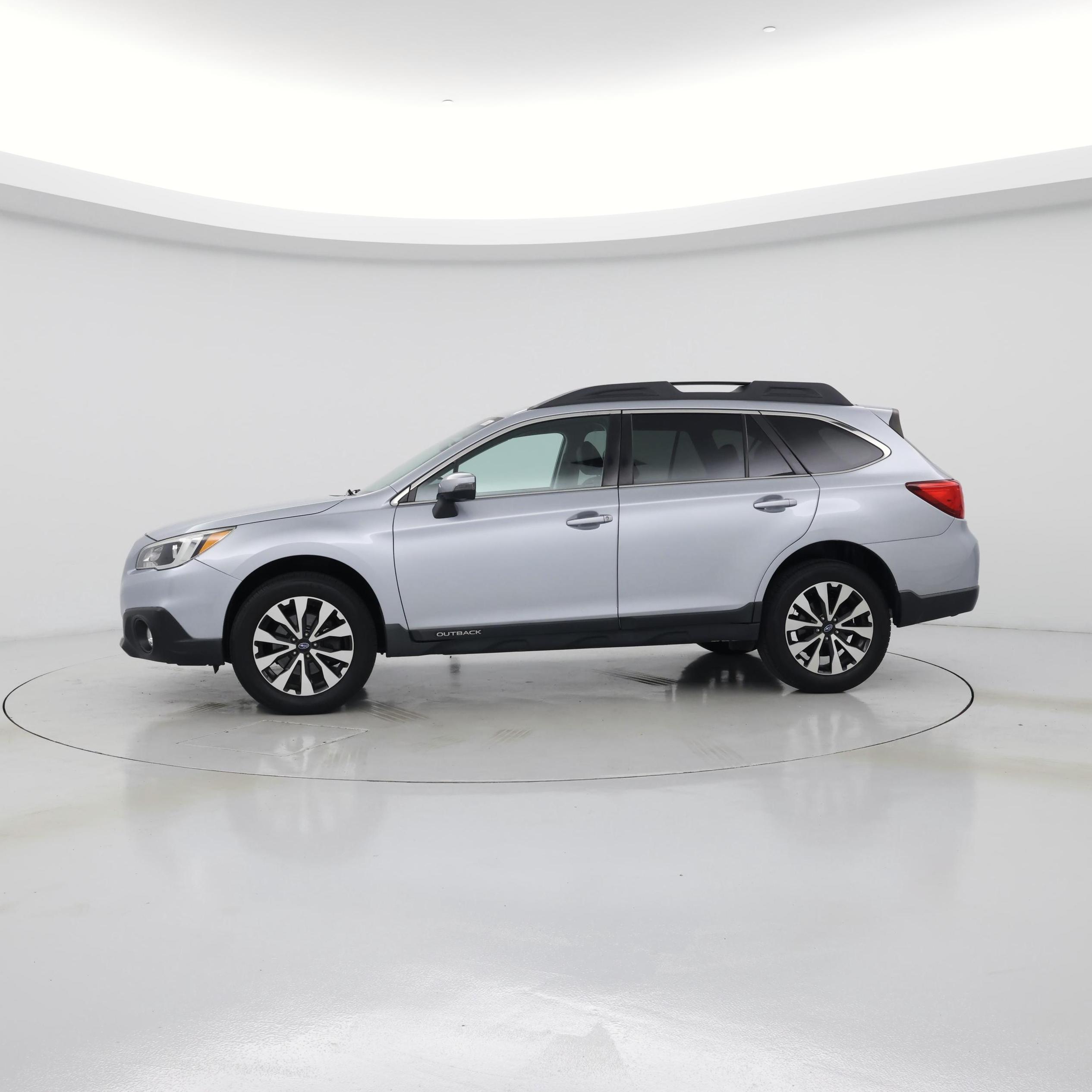 Thumbnail: 2017 Subaru Outback - 3
