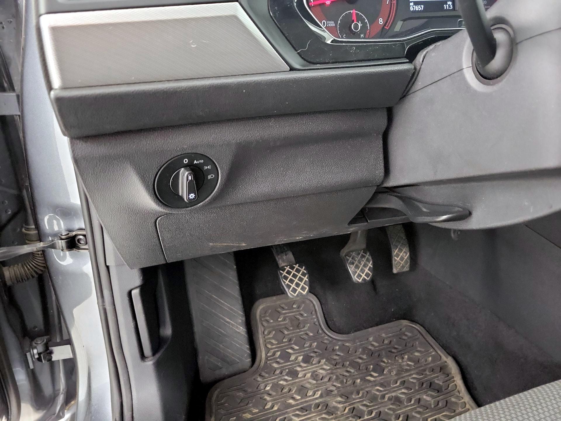 Thumbnail: 2019 Volkswagen Jetta - 13