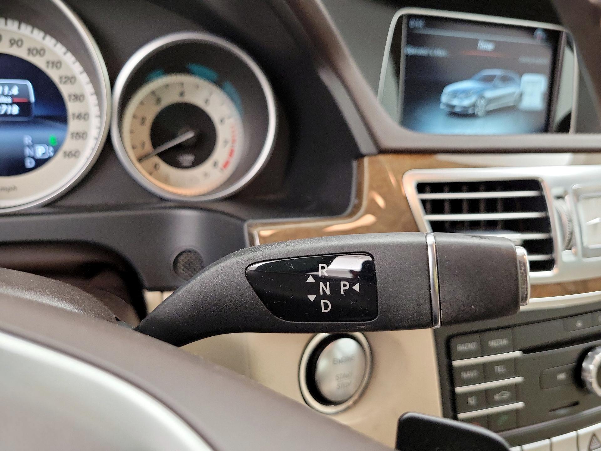 Thumbnail: 2016 Mercedes-Benz E-Class - 18