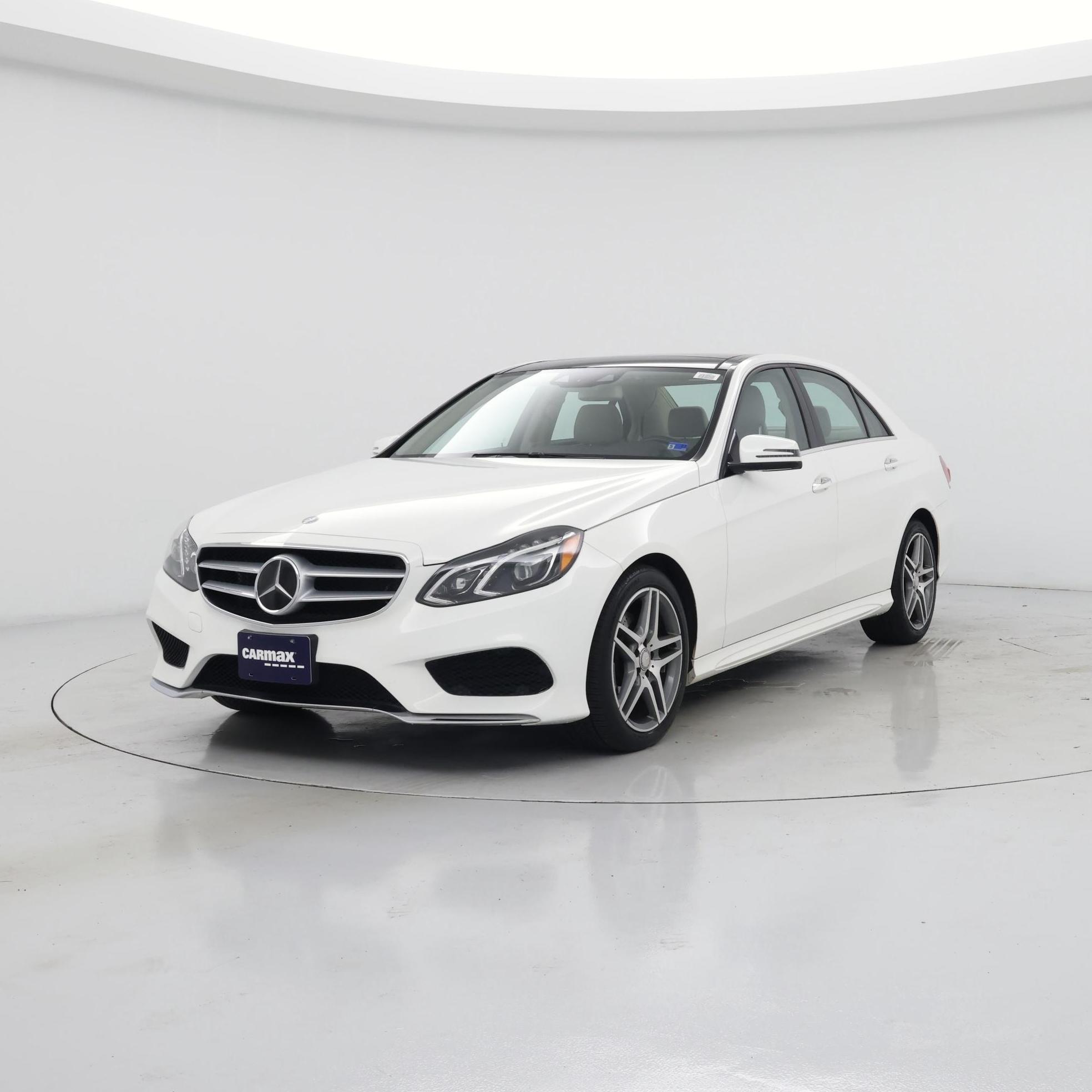 Thumbnail: 2016 Mercedes-Benz E-Class - 4