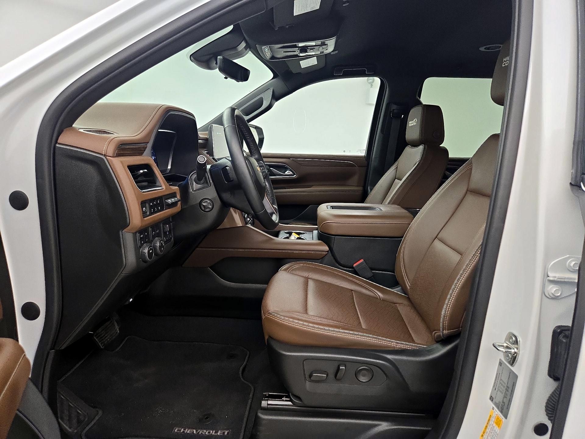 Thumbnail: 2023 Chevrolet Tahoe - 11