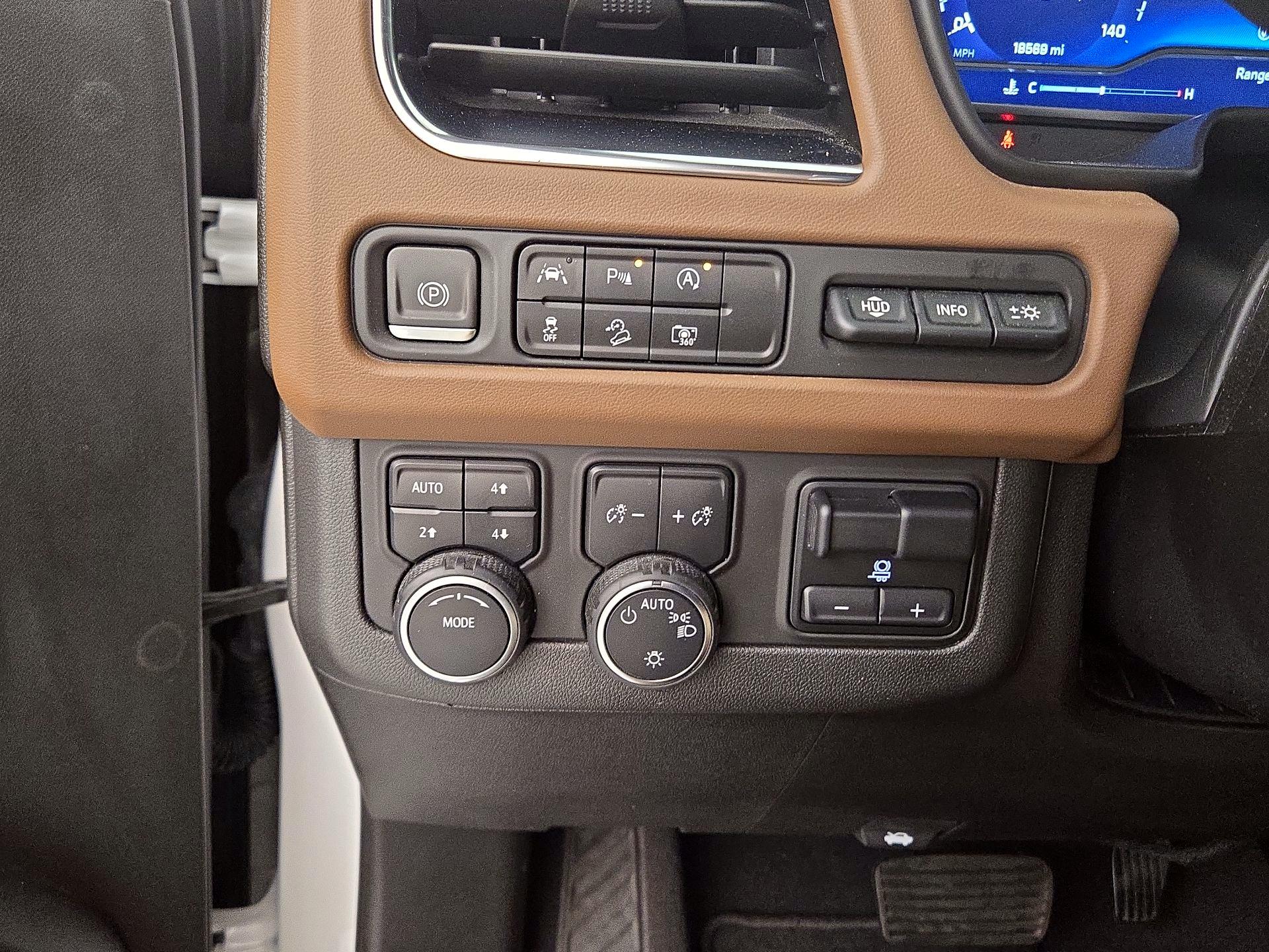 Thumbnail: 2023 Chevrolet Tahoe - 13