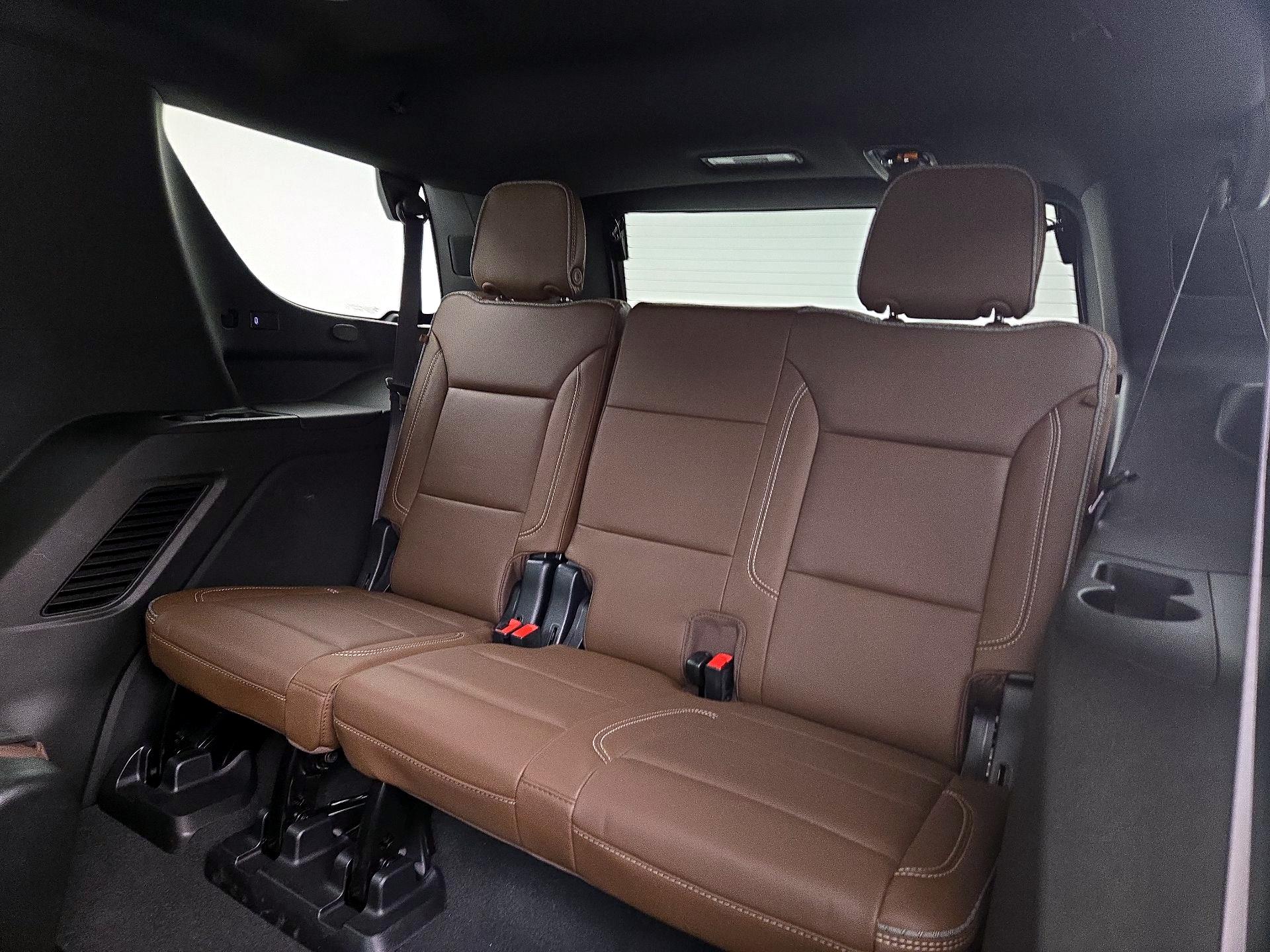 Thumbnail: 2023 Chevrolet Tahoe - 20