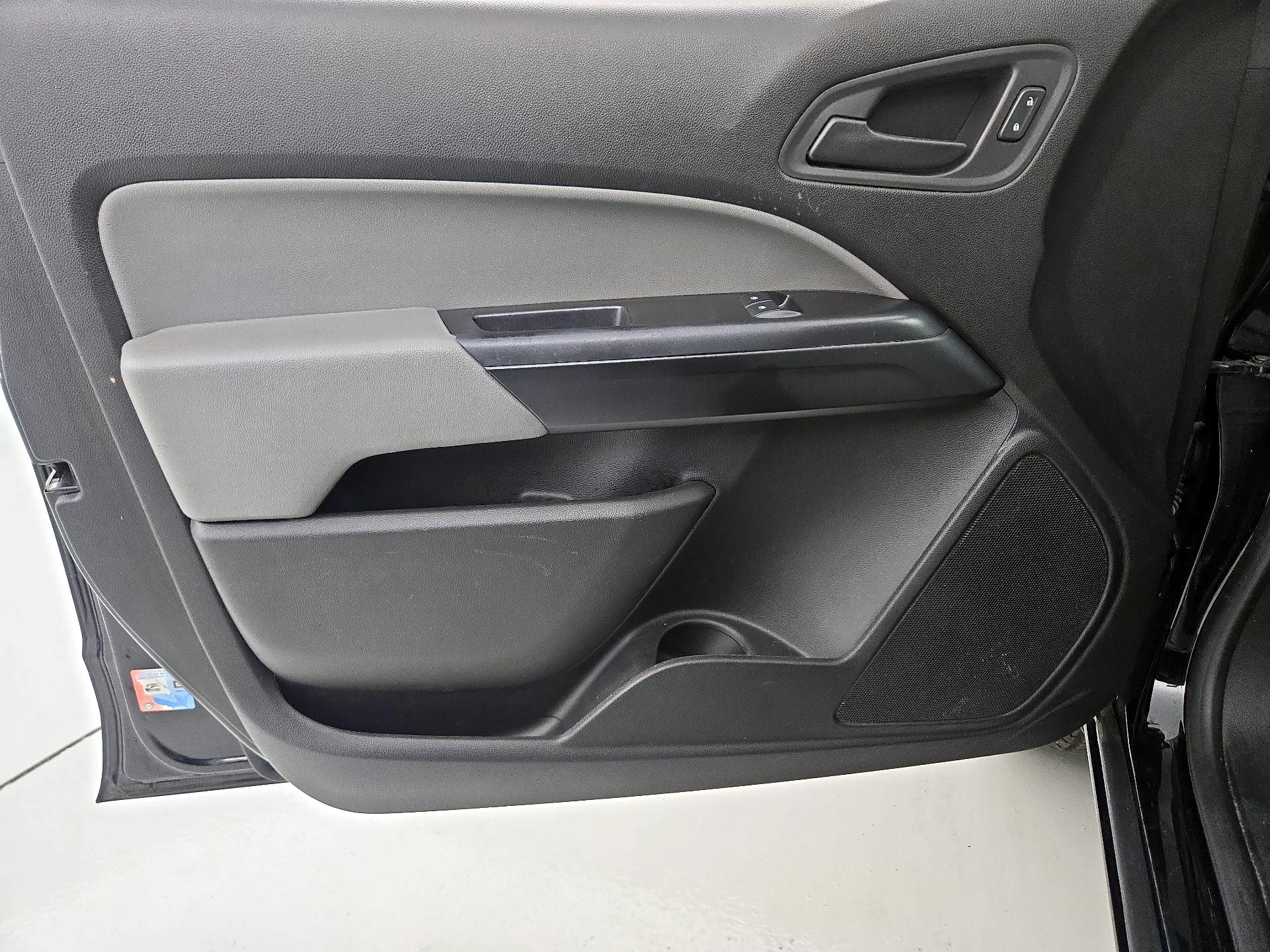 Thumbnail: 2019 Chevrolet Colorado - 12