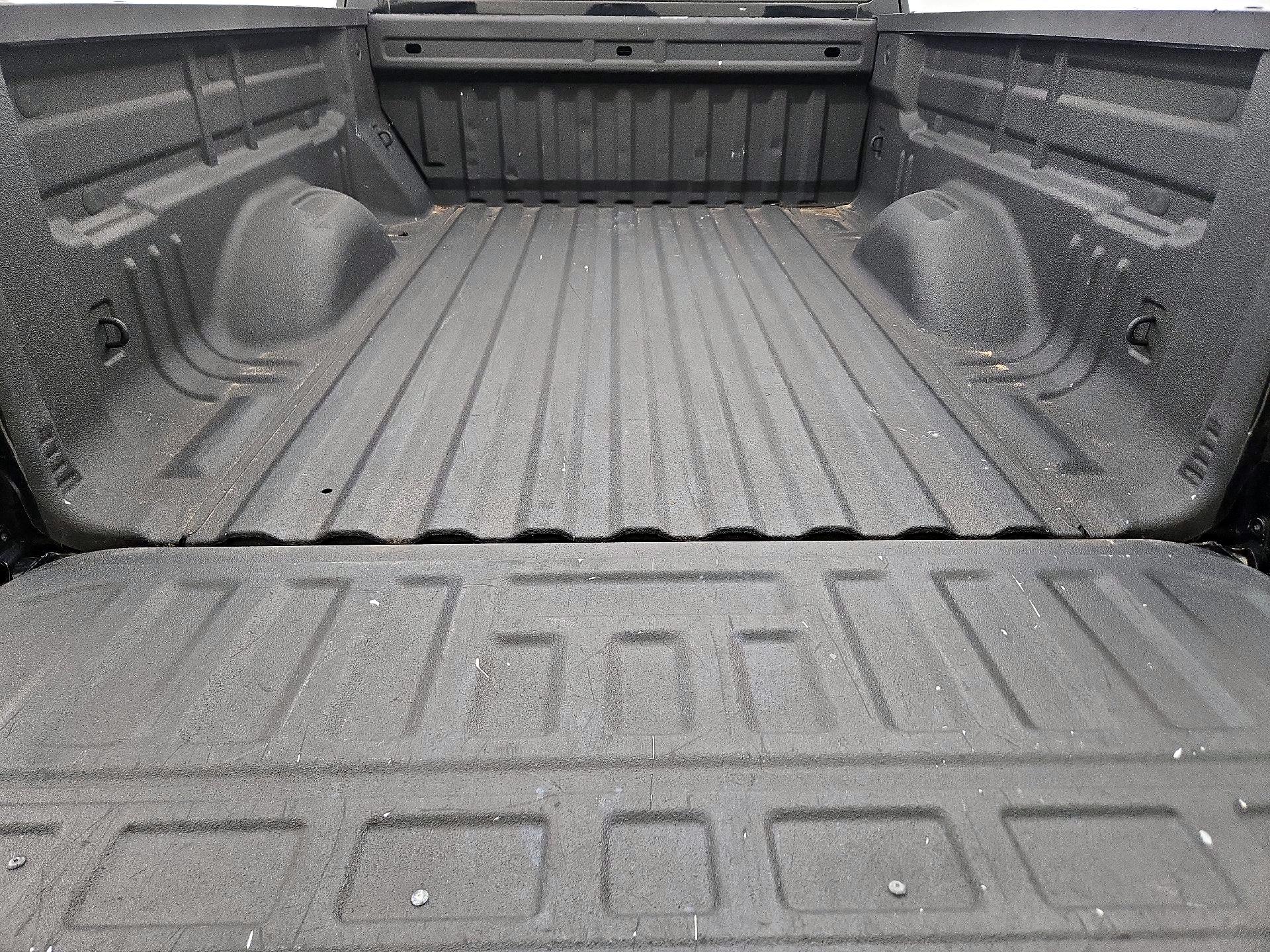 Thumbnail: 2019 Chevrolet Colorado - 20