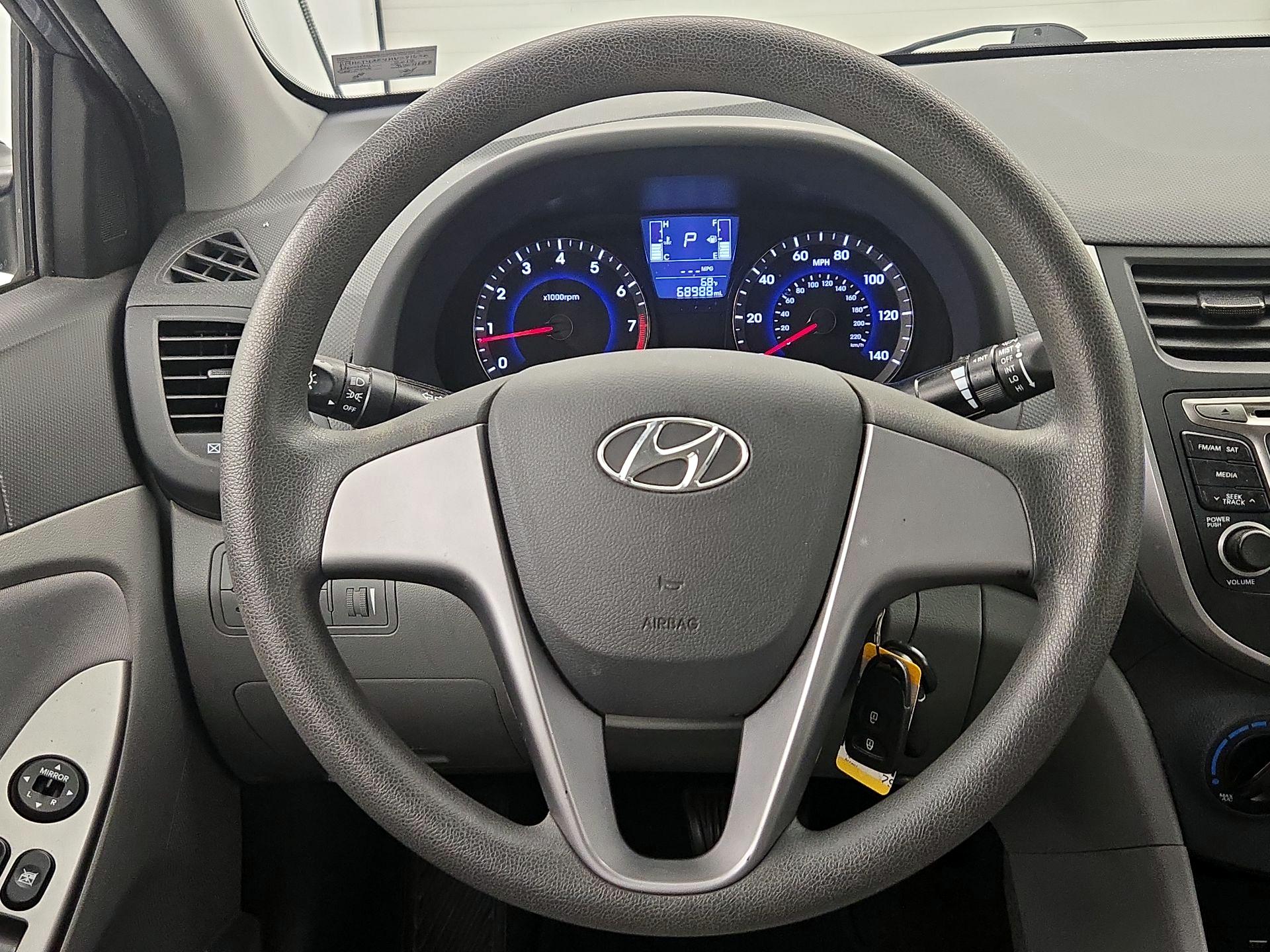 Thumbnail: 2017 Hyundai Accent - 10