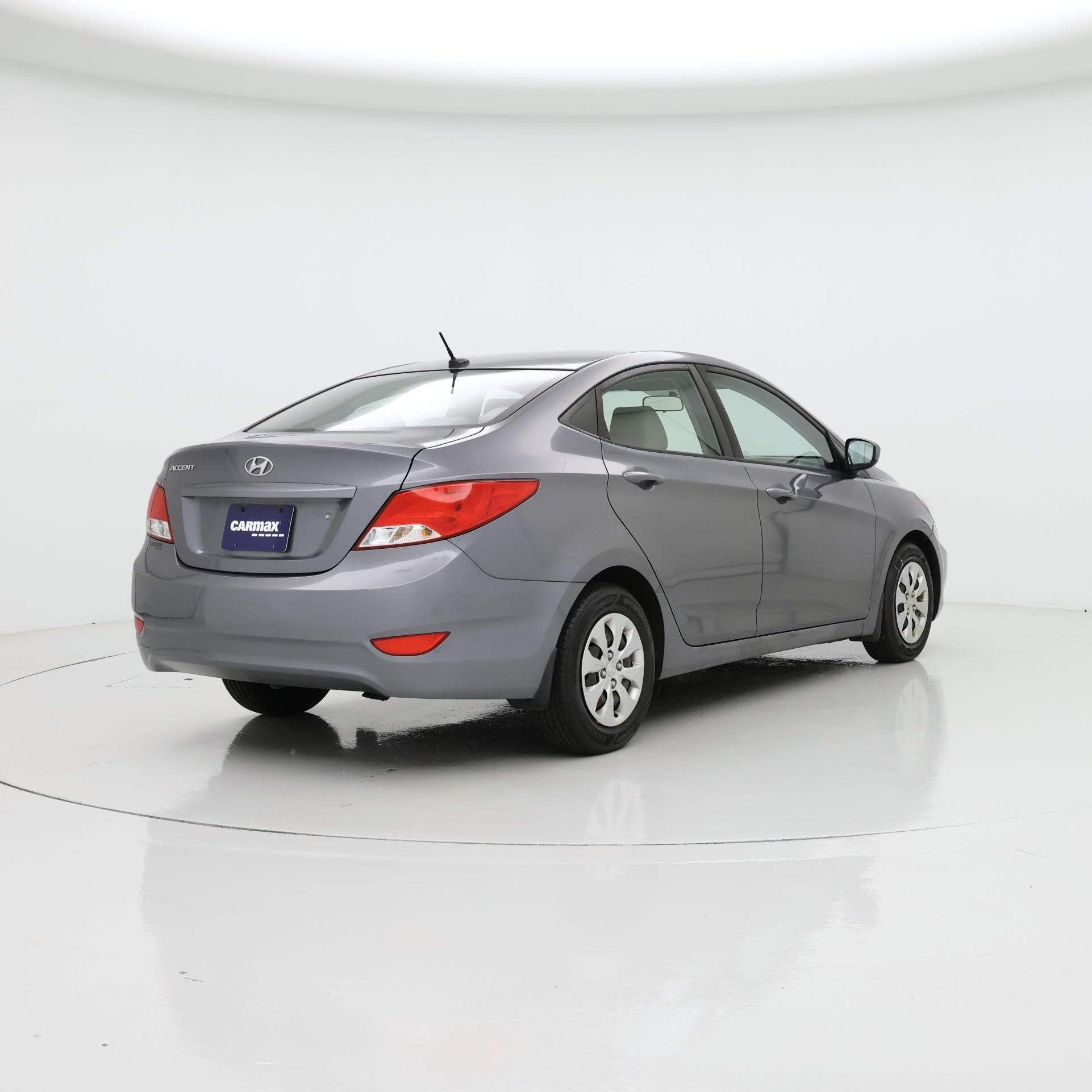 Thumbnail: 2017 Hyundai Accent - 8