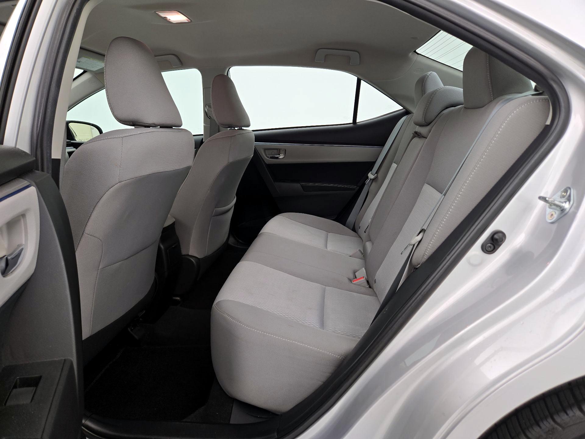 Thumbnail: 2015 Toyota Corolla - 19