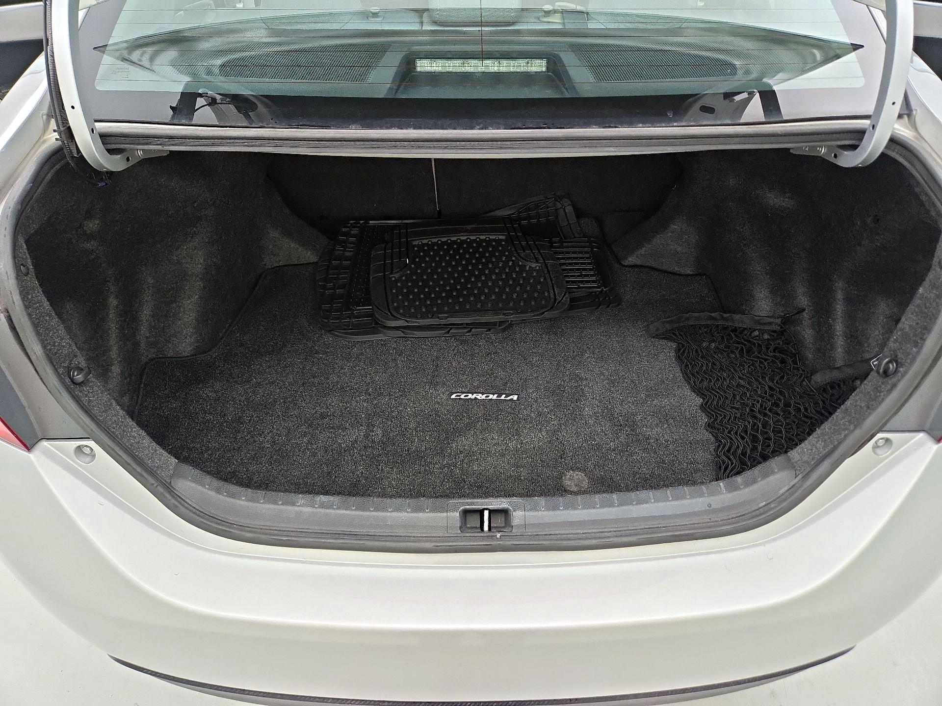 Thumbnail: 2015 Toyota Corolla - 20