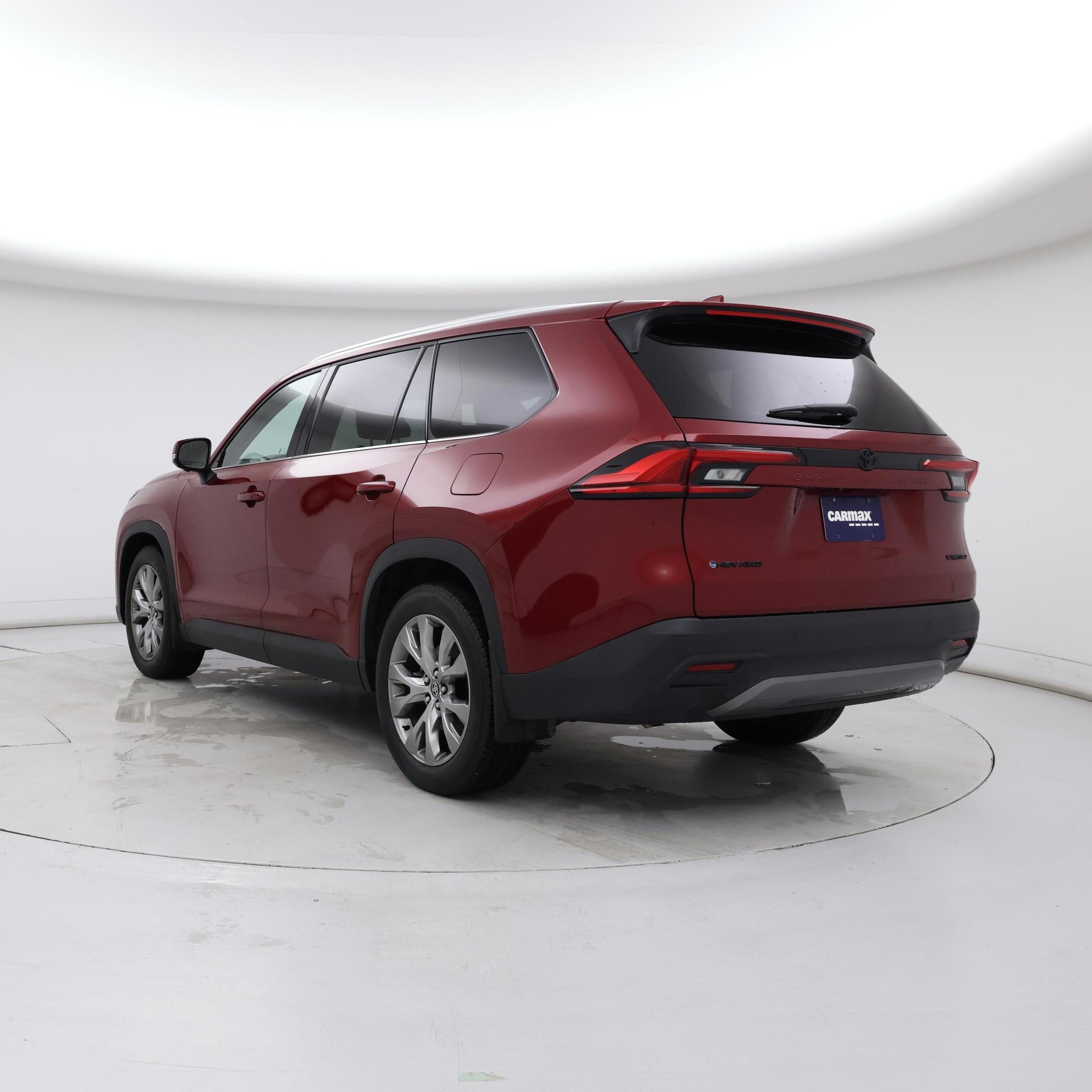 Thumbnail: 2024 Toyota Highlander - 2