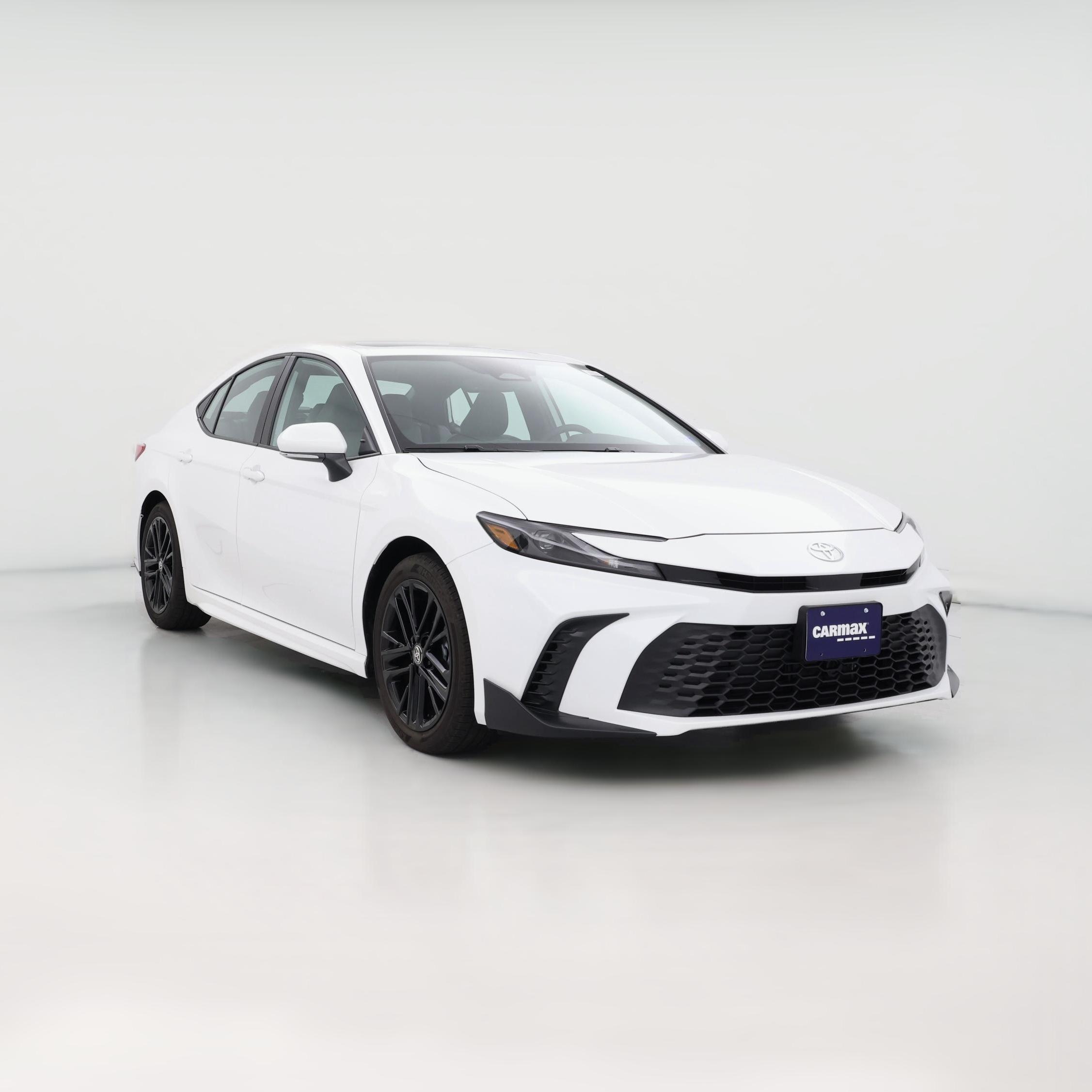 Thumbnail: 2025 Toyota Camry - 1