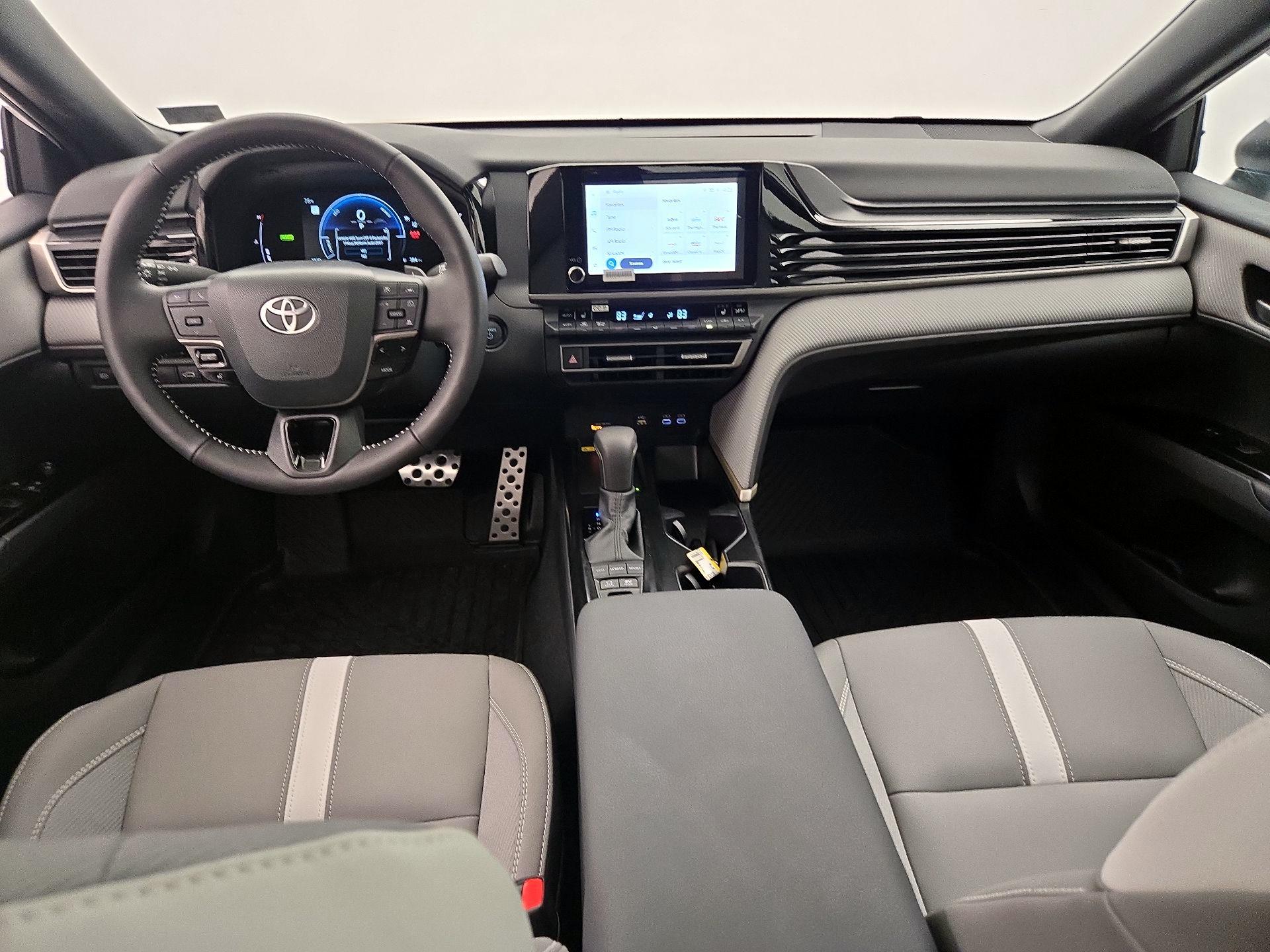 Thumbnail: 2025 Toyota Camry - 9