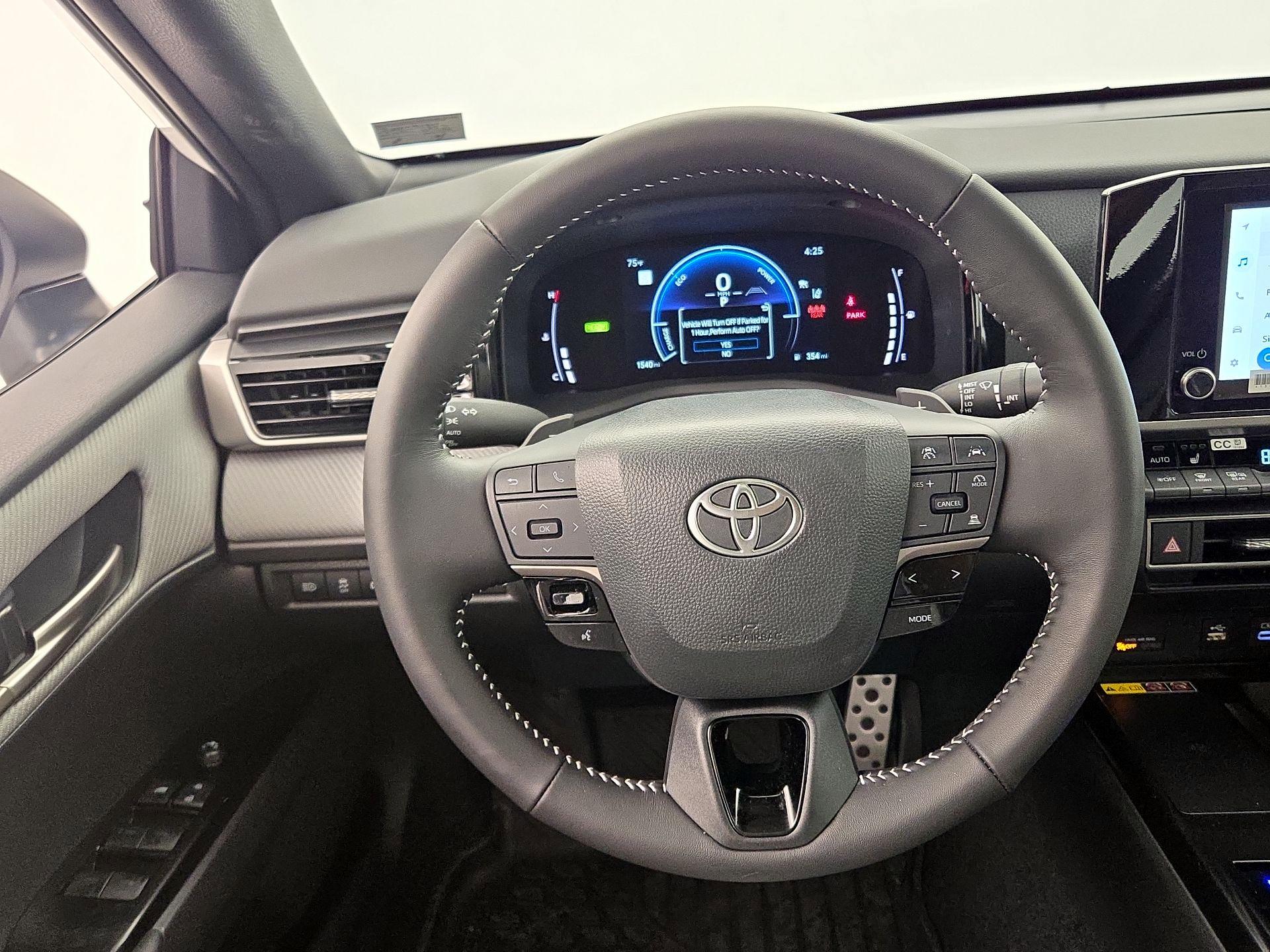 Thumbnail: 2025 Toyota Camry - 10