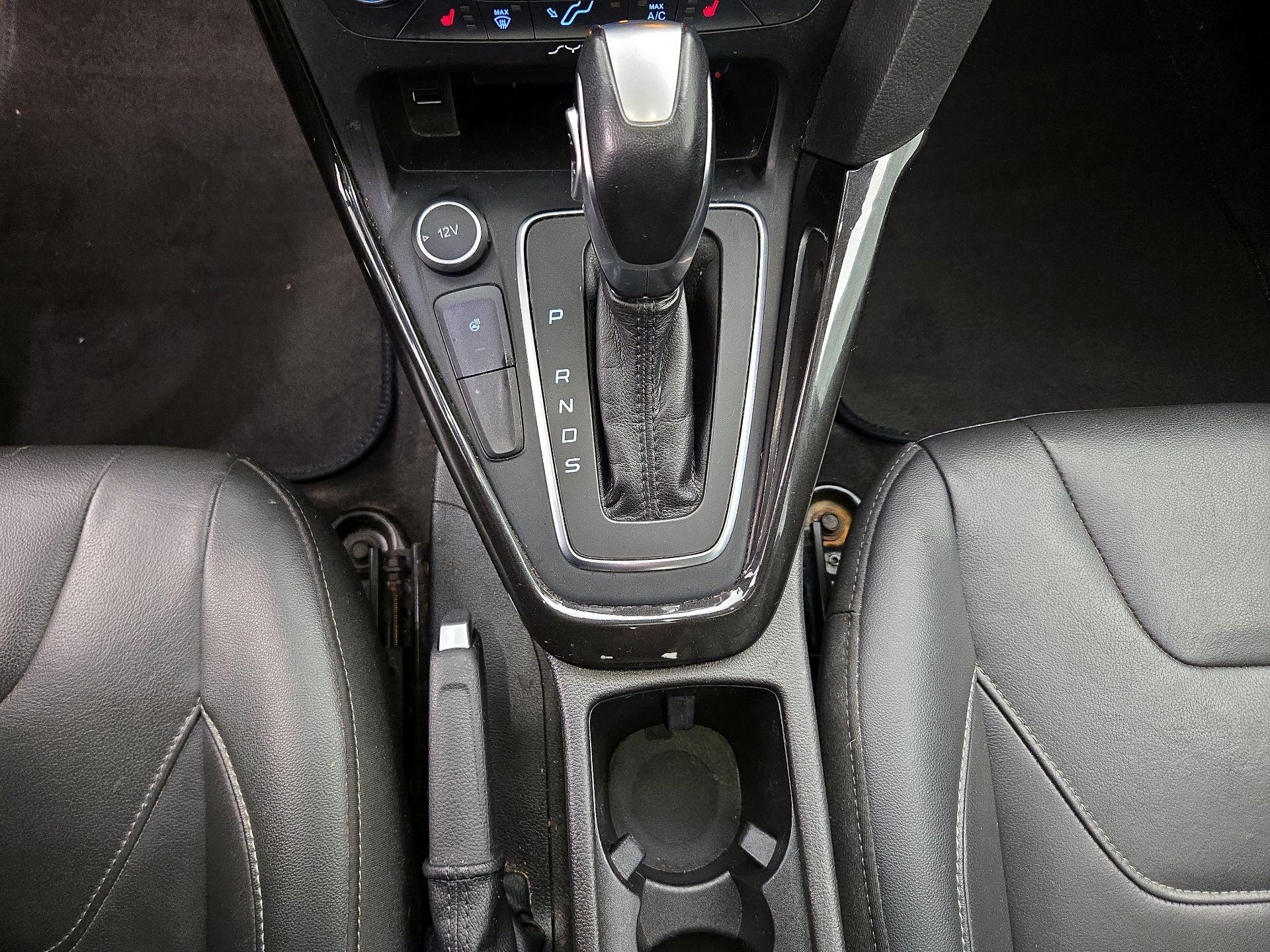 Thumbnail: 2017 Ford Focus - 18